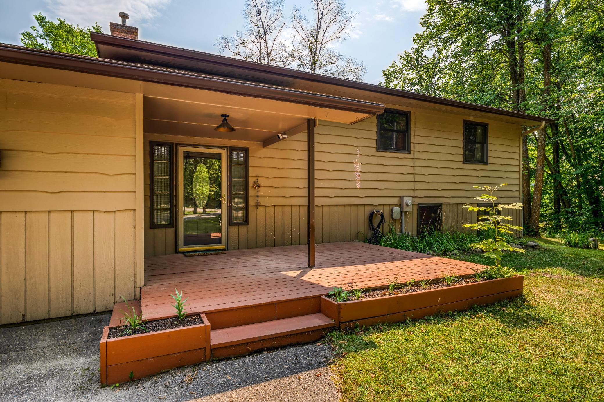 1972 single family home for sale at 1944 Island View Drive NE in Bemidji, MN — 4 bed, 2 bath (photo 52 of 88)