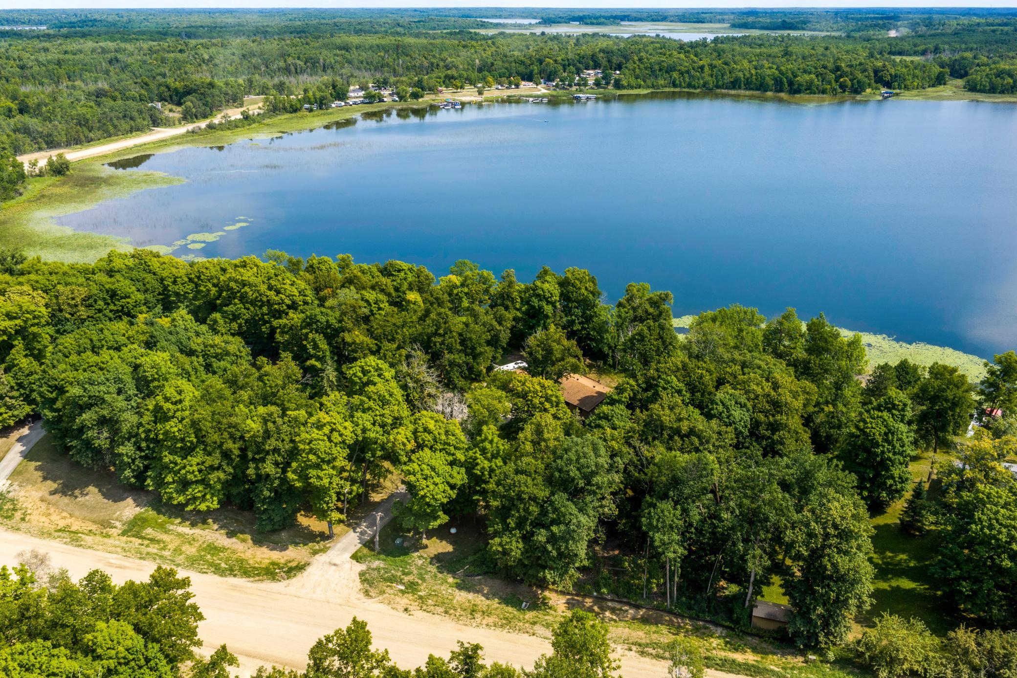 1972 single family home for sale at 1944 Island View Drive NE in Bemidji, MN — 4 bed, 2 bath (photo 65 of 88)
