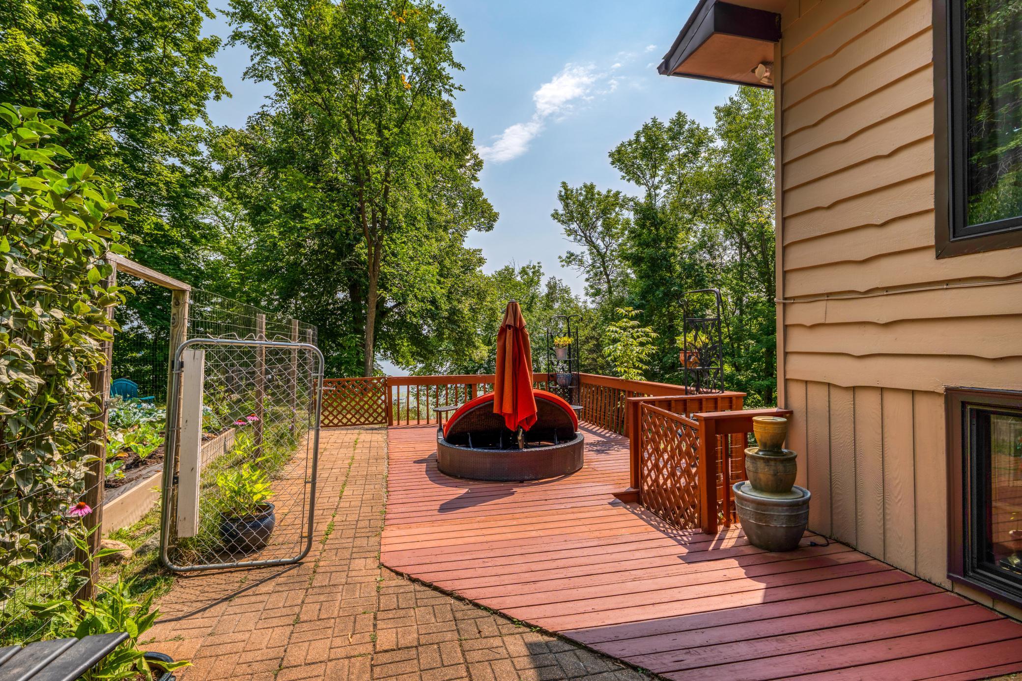 1972 single family home for sale at 1944 Island View Drive NE in Bemidji, MN — 4 bed, 2 bath (photo 82 of 88)