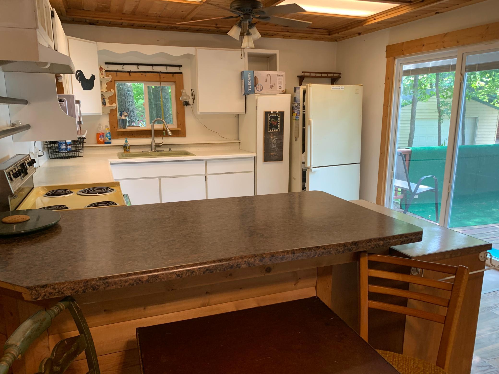 1988 single family home for sale at 3728 Indian Hills Road NW in Hackensack, MN — 2 bed, 1 bath (photo 6 of 19)