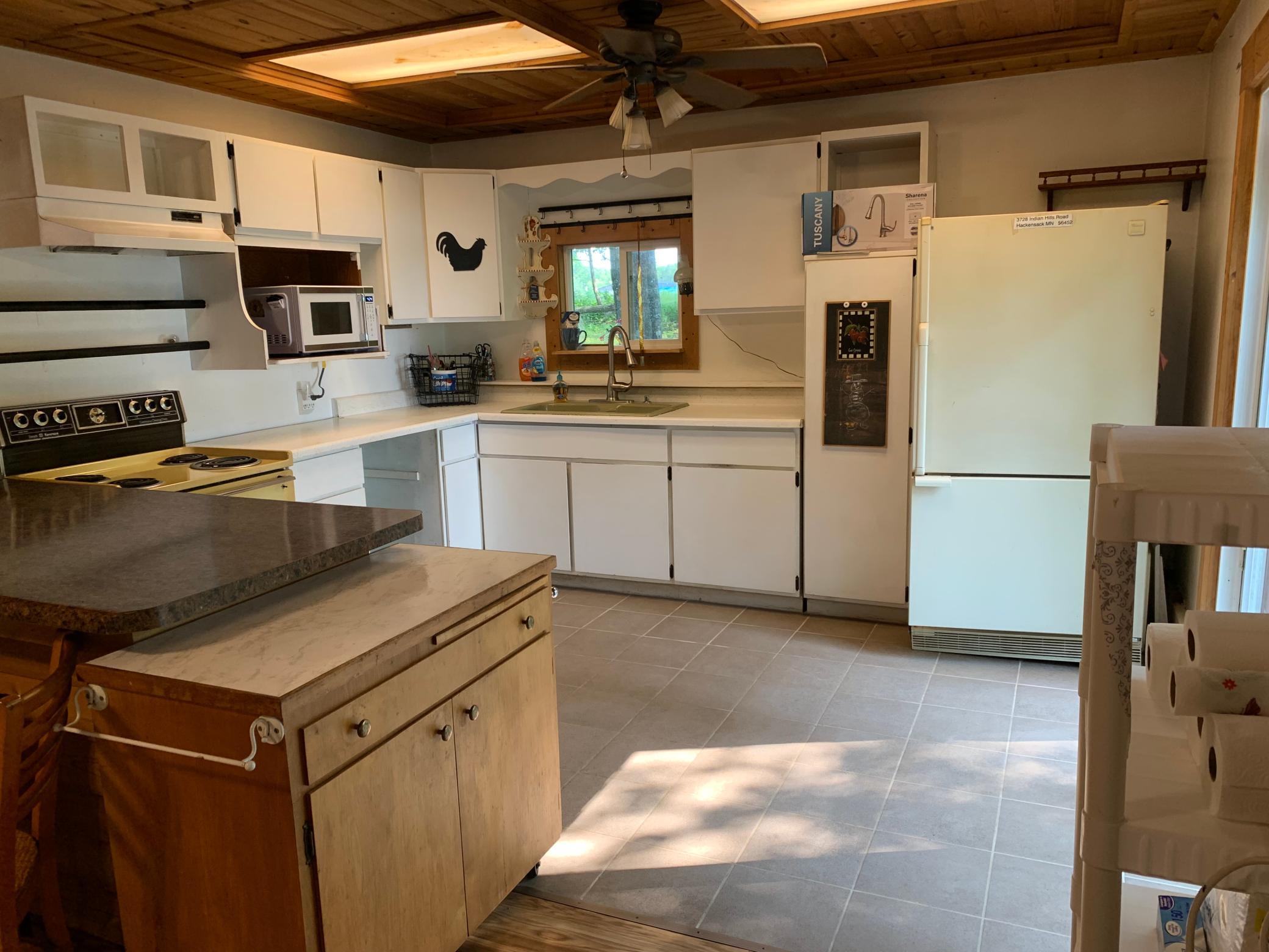 1988 single family home for sale at 3728 Indian Hills Road NW in Hackensack, MN — 2 bed, 1 bath (photo 7 of 19)
