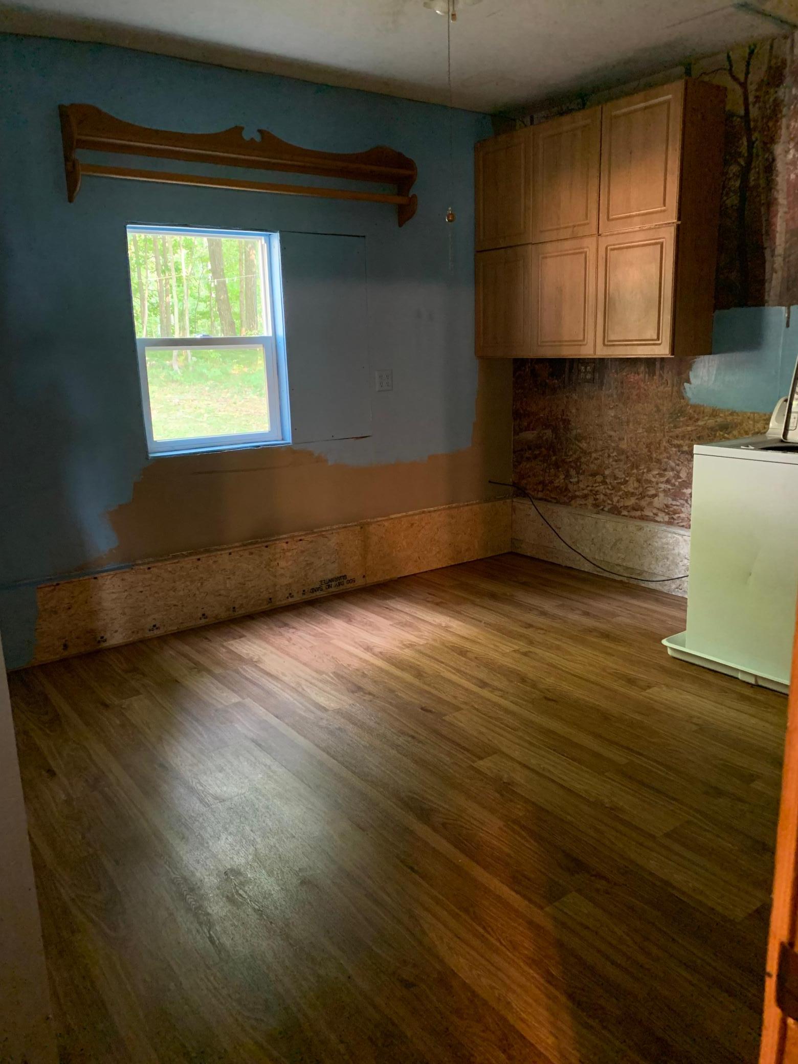1988 single family home for sale at 3728 Indian Hills Road NW in Hackensack, MN — 2 bed, 1 bath (photo 10 of 19)