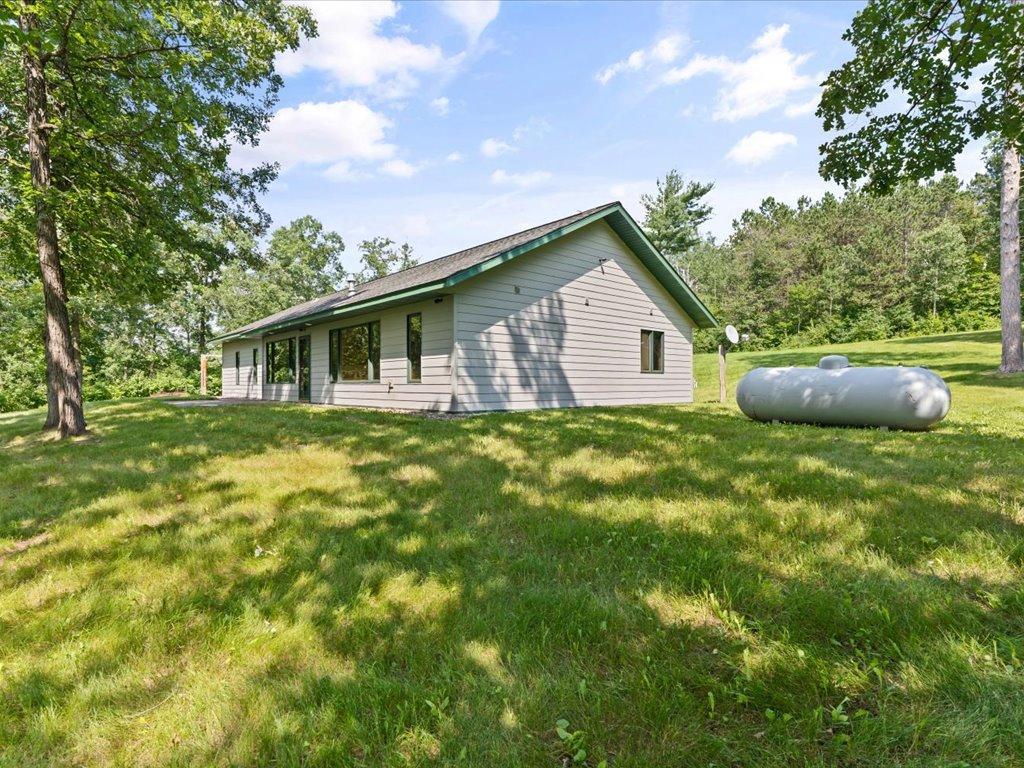 2004 single family home for sale at 17741 River Road in Crosby, MN — 2 bed, 2 bath (photo 40 of 46)