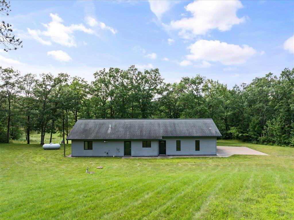 2004 single family home for sale at 17741 River Road in Crosby, MN — 2 bed, 2 bath (photo 5 of 46)