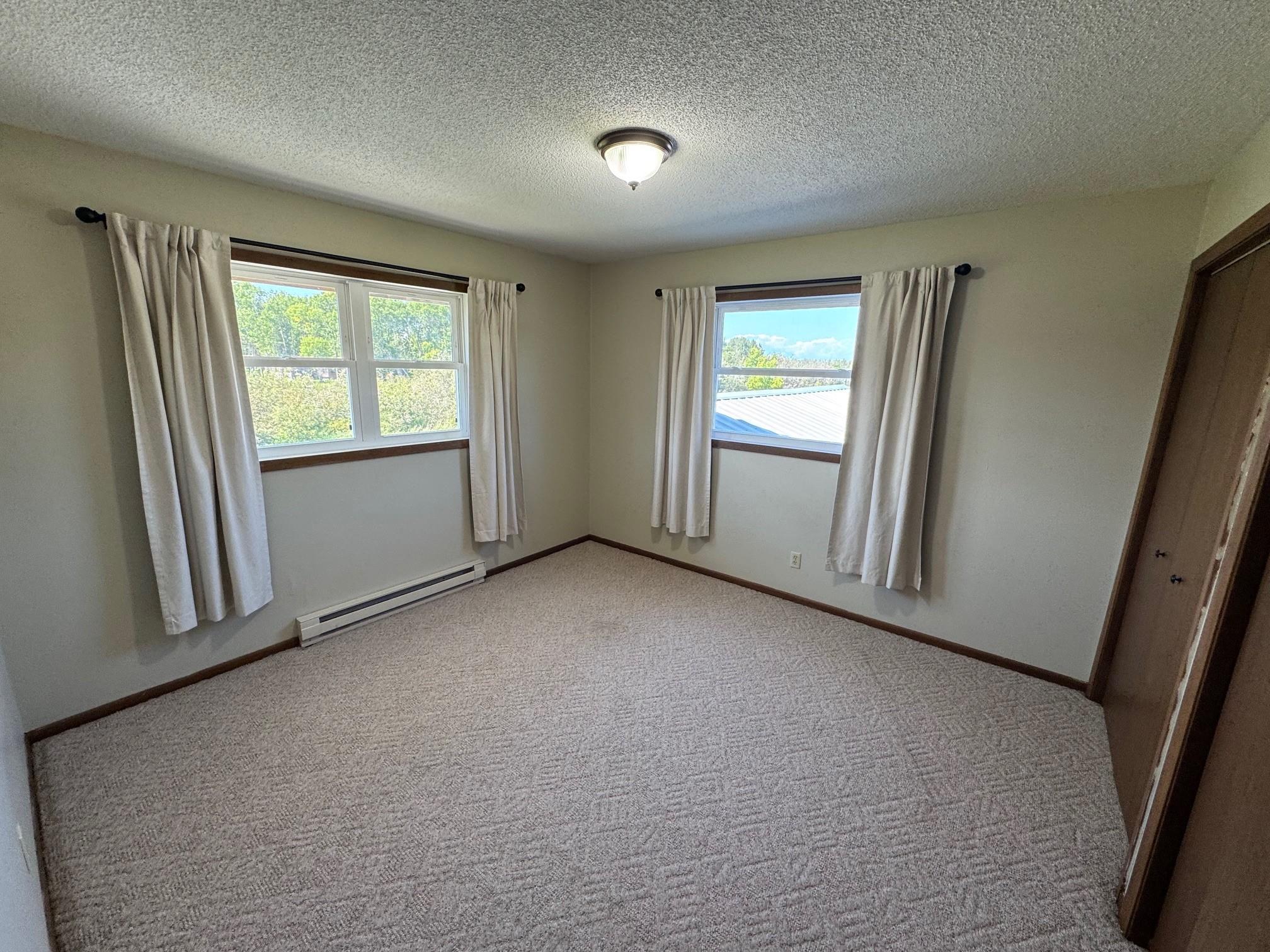 1983 triplex for sale at 37597 Lakeview Drive in Warroad, MN — 5 bed, 5 bath (photo 18 of 27)