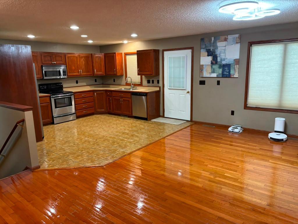 1058 Selkirk Circle, Grand Forks ND 58203 - Photo 13 of 22
