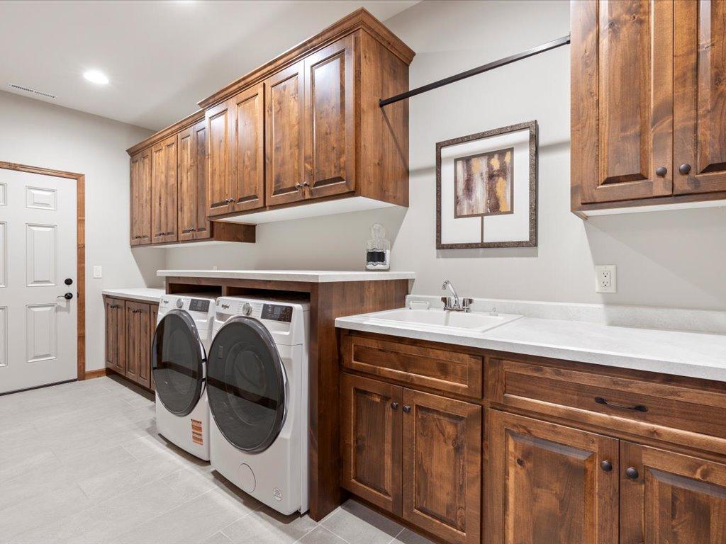 2025 townhouse for sale at 7868 Chickasaw Circle in Pequot Lakes, MN — 3 bed, 2 bath (photo 21 of 68)