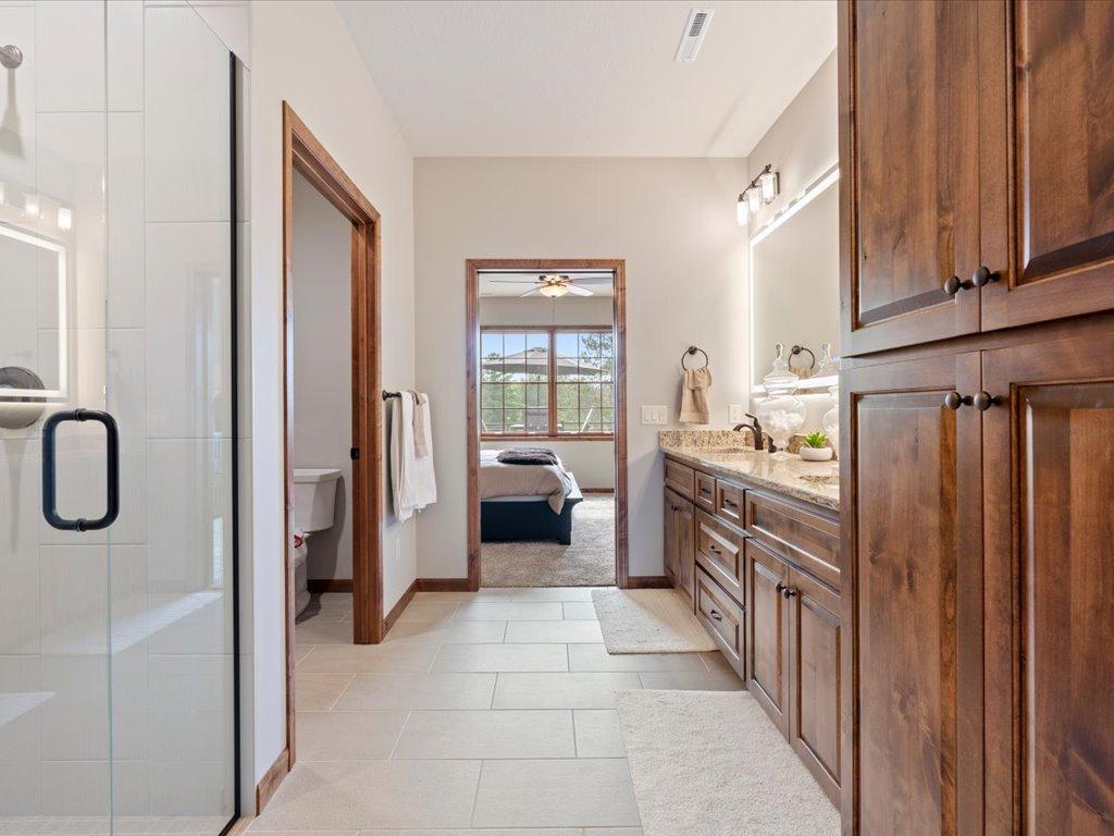 2025 townhouse for sale at 7868 Chickasaw Circle in Pequot Lakes, MN — 3 bed, 2 bath (photo 25 of 68)