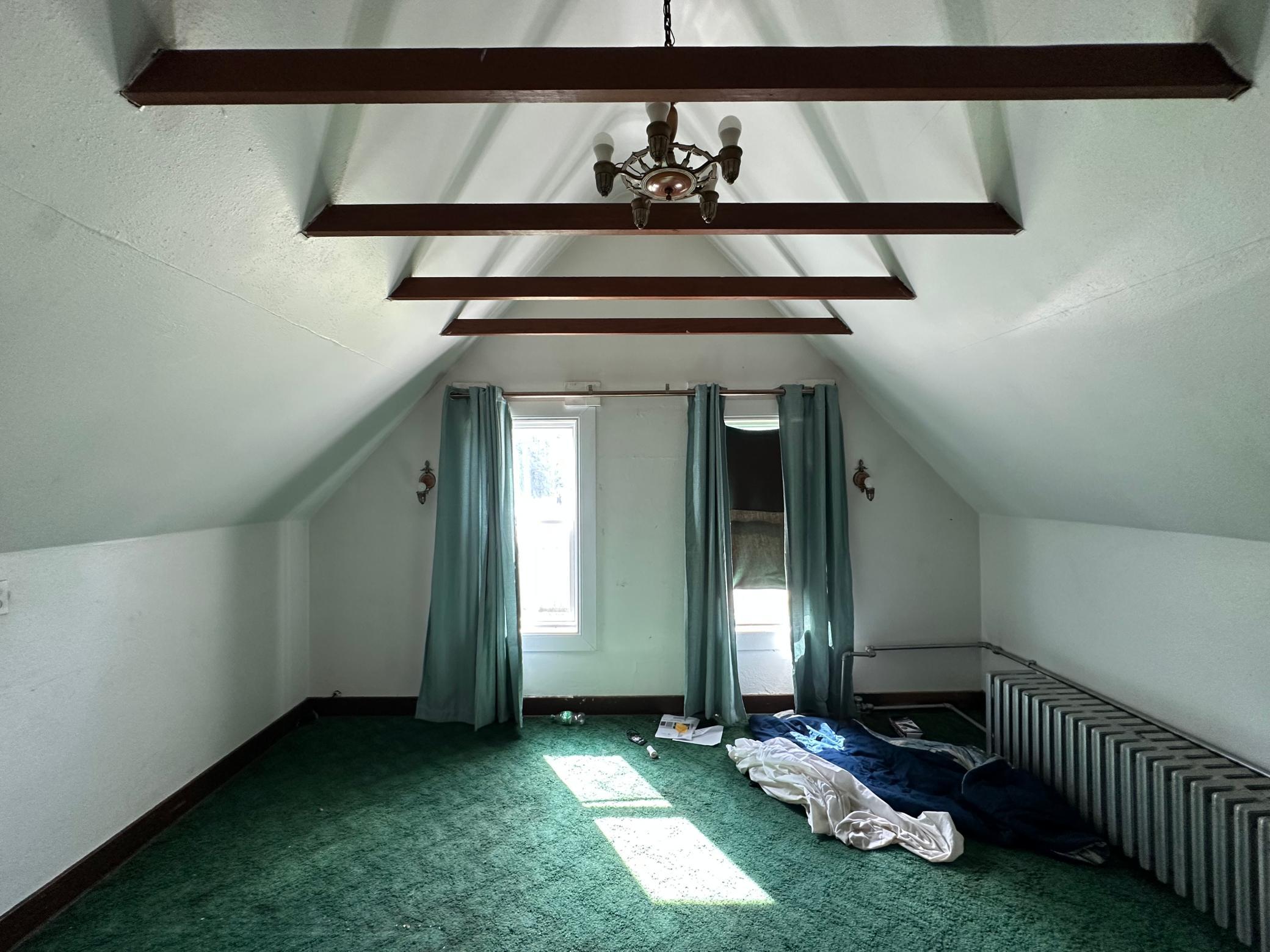 1910 triplex for sale at 623 Horace Avenue N in Thief River Falls, MN — 5 bed, 3 bath (photo 7 of 8)