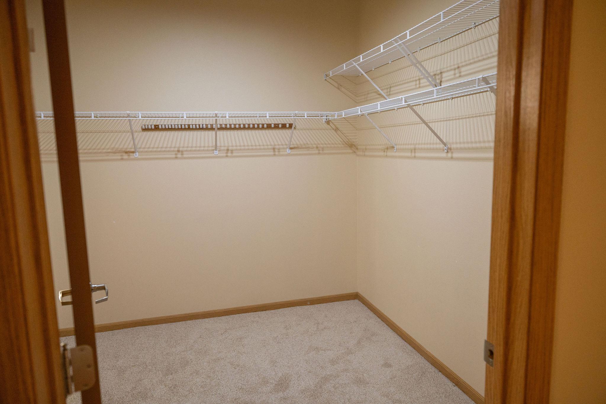2013 condo for sale at 3434 28th Street S, Unit 234 in Fargo, ND — 2 bed, 2 bath (photo 16 of 41)