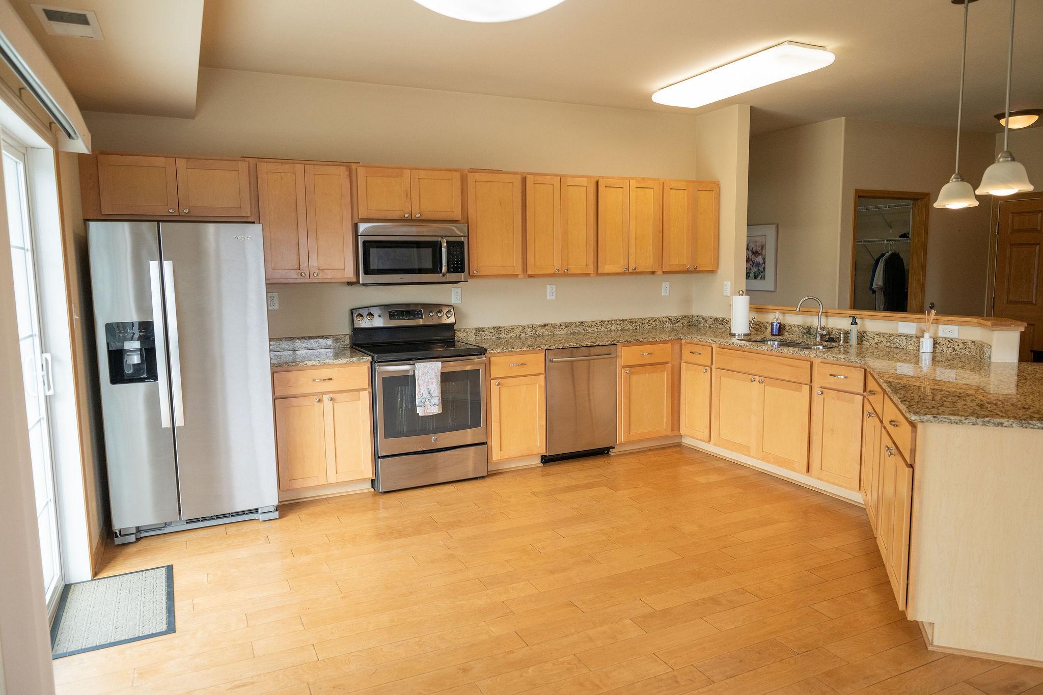 2013 condo for sale at 3434 28th Street S, Unit 234 in Fargo, ND — 2 bed, 2 bath (photo 9 of 41)
