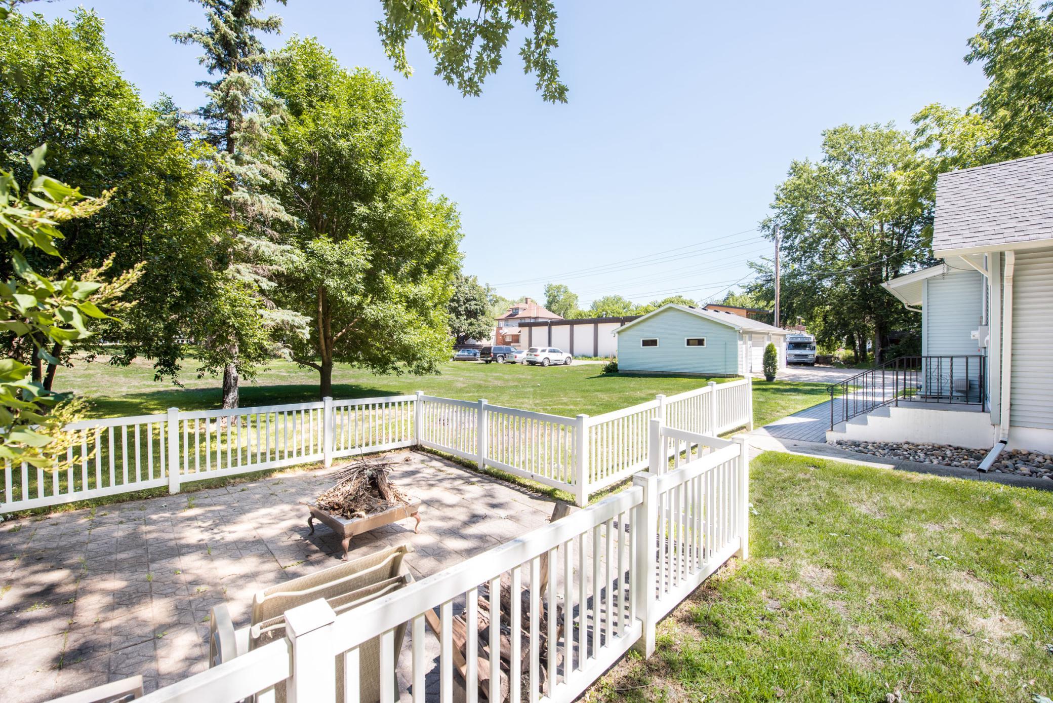 1921 single family home for sale at 305 8th Avenue E in Alexandria, MN — 3 bed, 2 bath (photo 27 of 34)