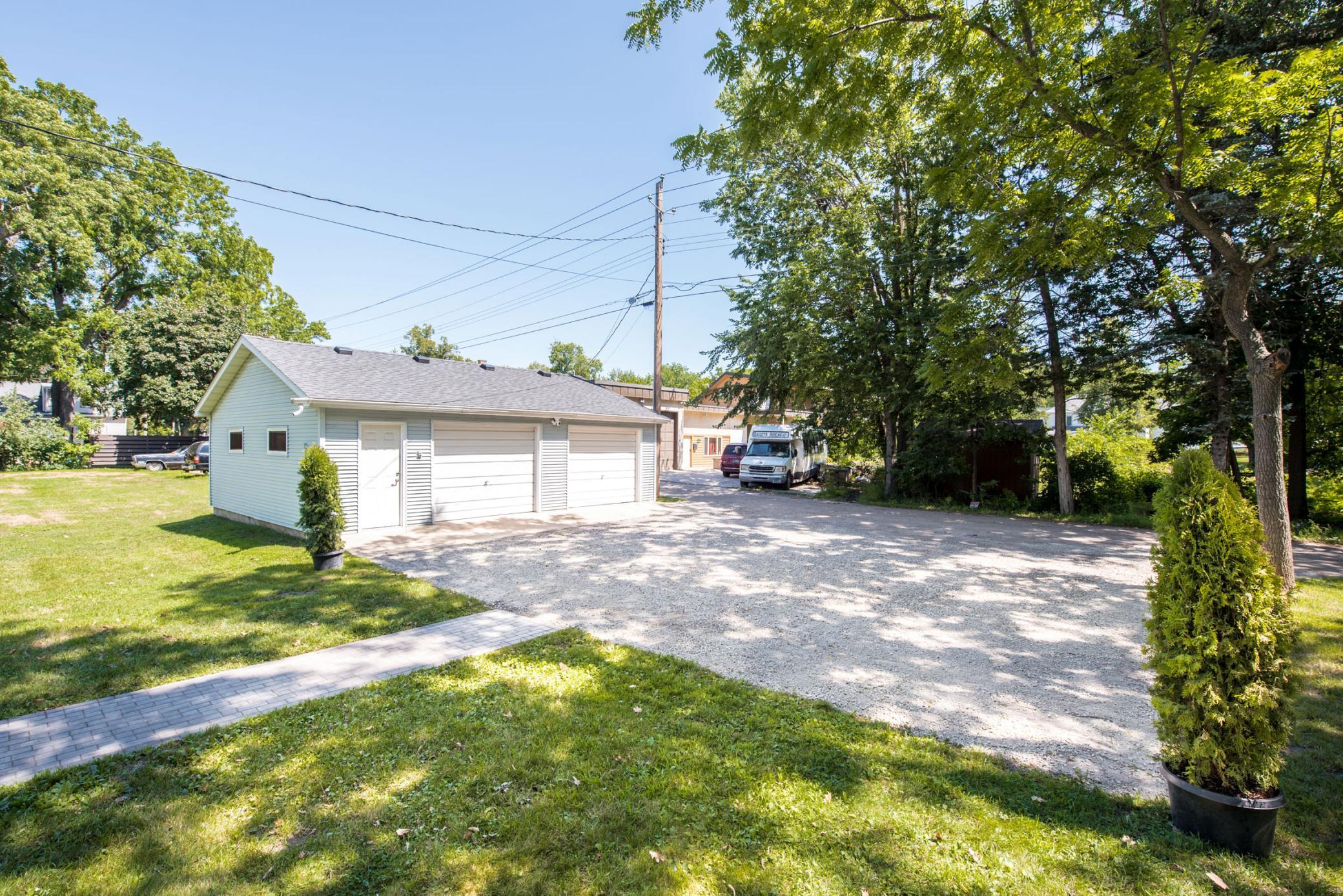 1921 single family home for sale at 305 8th Avenue E in Alexandria, MN — 3 bed, 2 bath (photo 31 of 34)