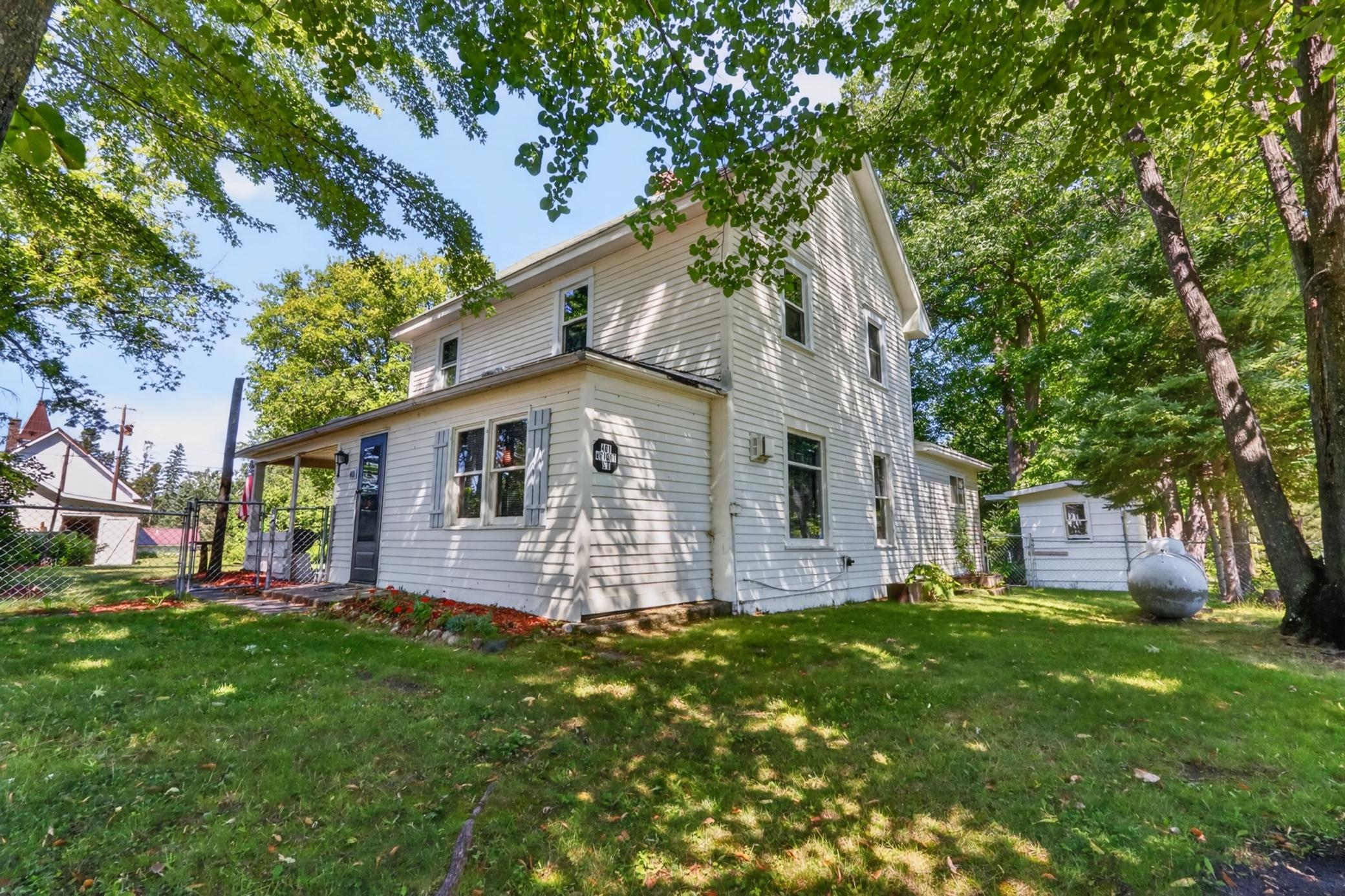 1913 single family home for sale at 401 Wright Street in Palisade, MN — 3 bed, 2 bath (photo 3 of 27)