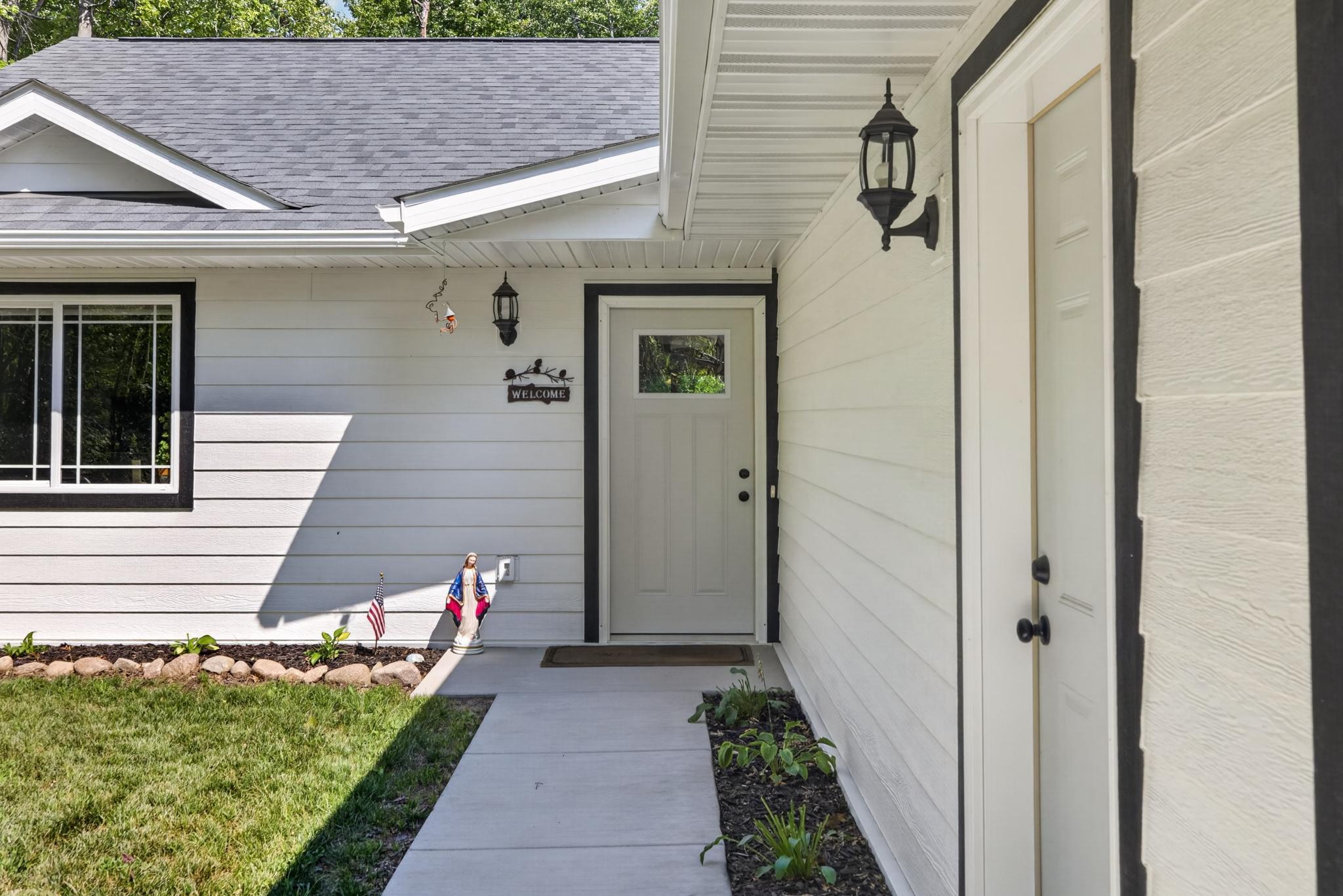 2025 single family home for sale at 7779 Scenic Overlook in Pequot Lakes, MN — 3 bed, 2 bath (photo 5 of 30)
