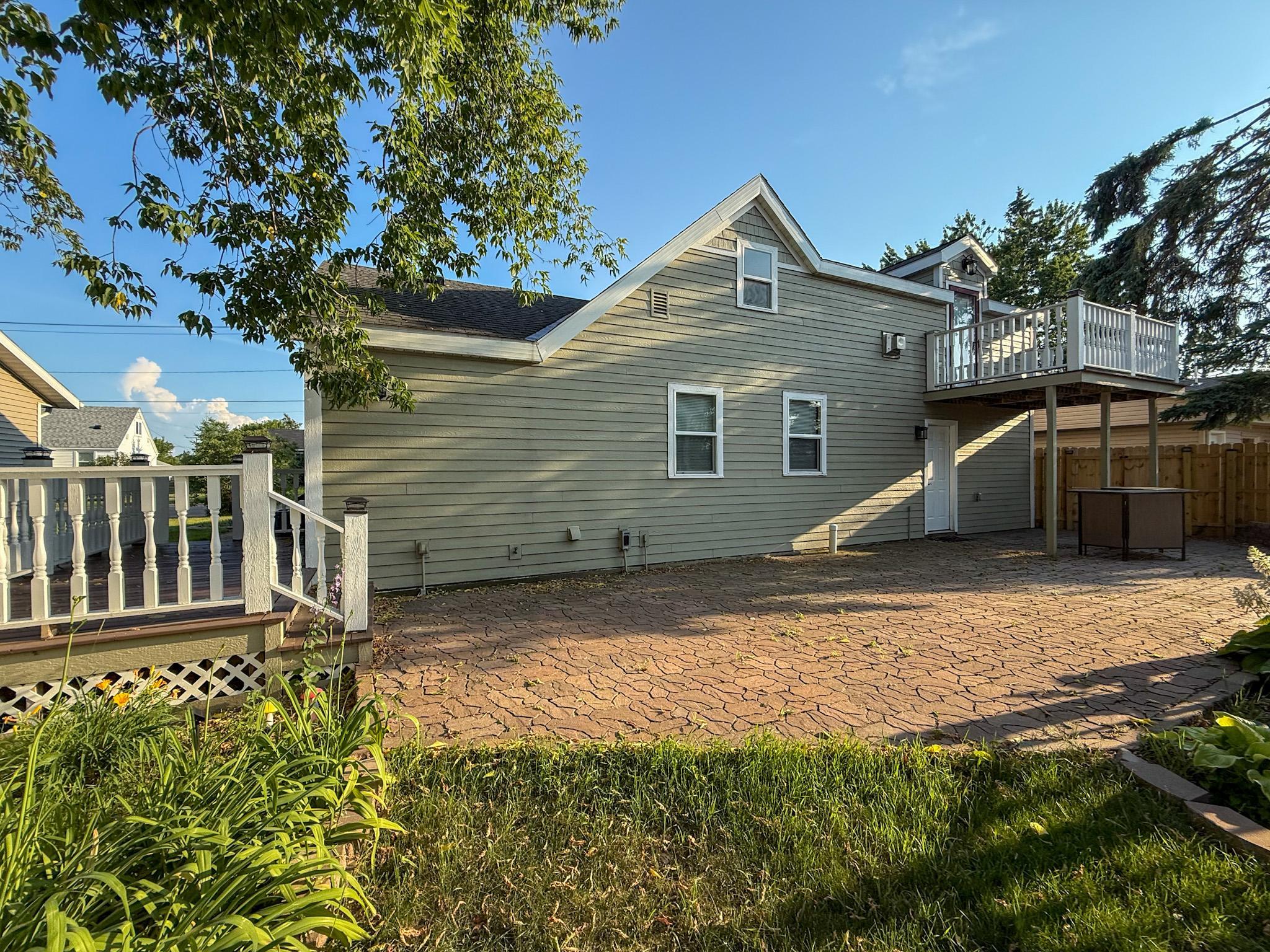 1956 single family home for sale at 807 21st Street NW in Bemidji, MN — 2 bed, 2 bath (photo 7 of 48)