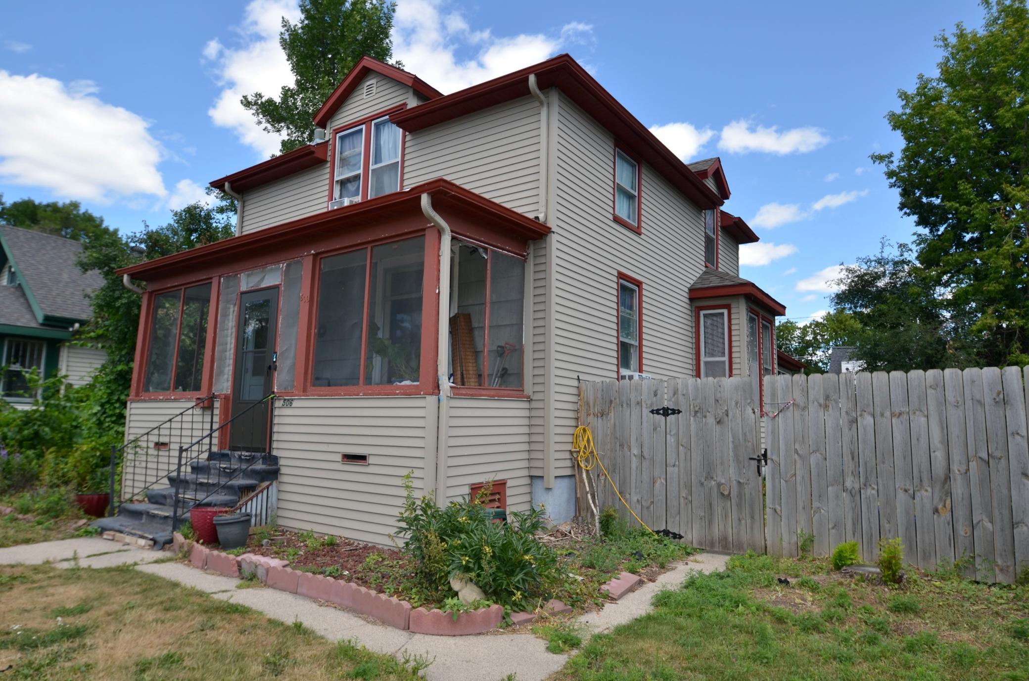 506 4th Street S, Moorhead MN 56560 - Photo 2 of 12
