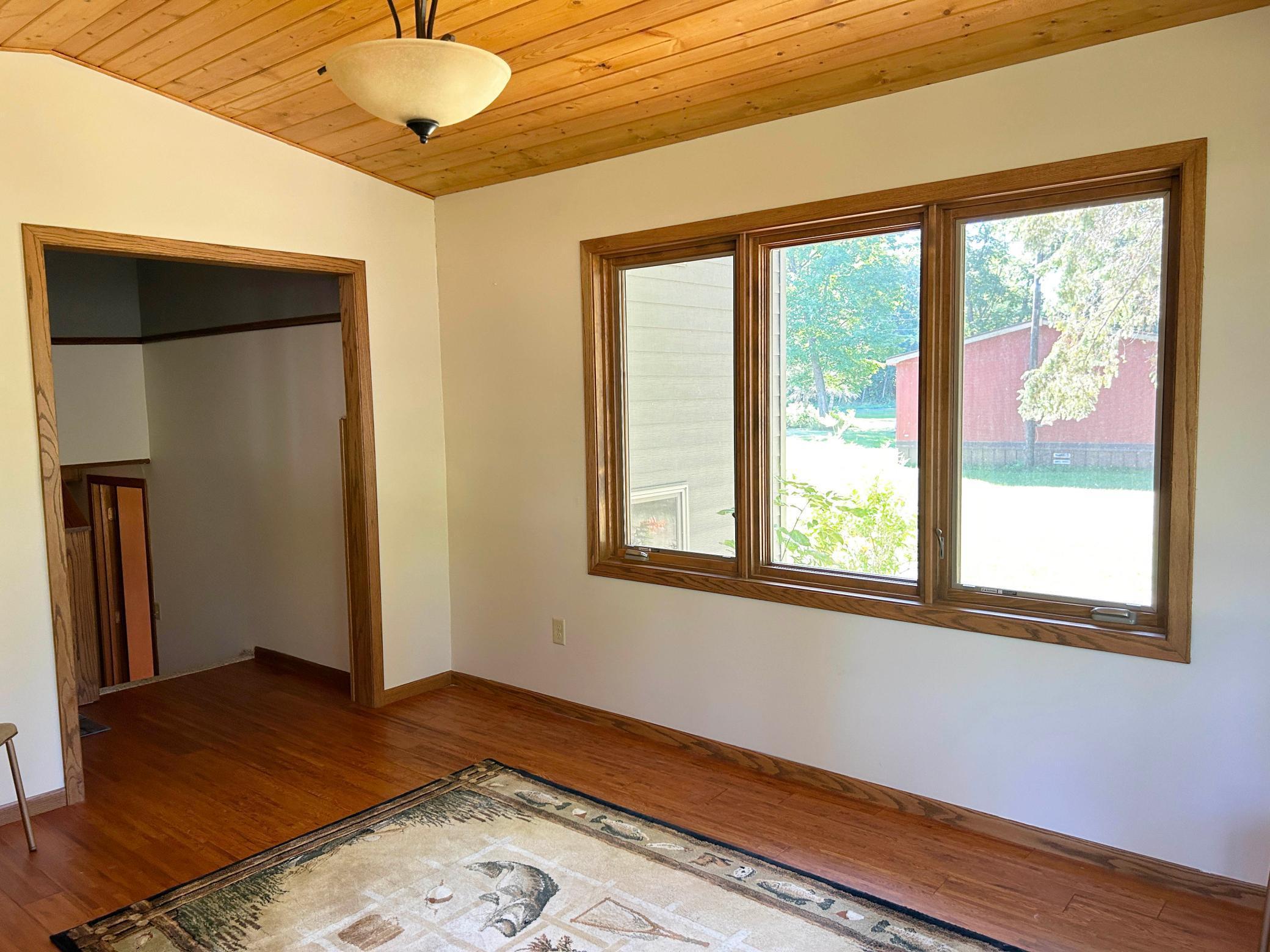 1983 single family home for sale at 16542 329th Avenue in Isle, MN — 2 bed, 2 bath (photo 10 of 32)