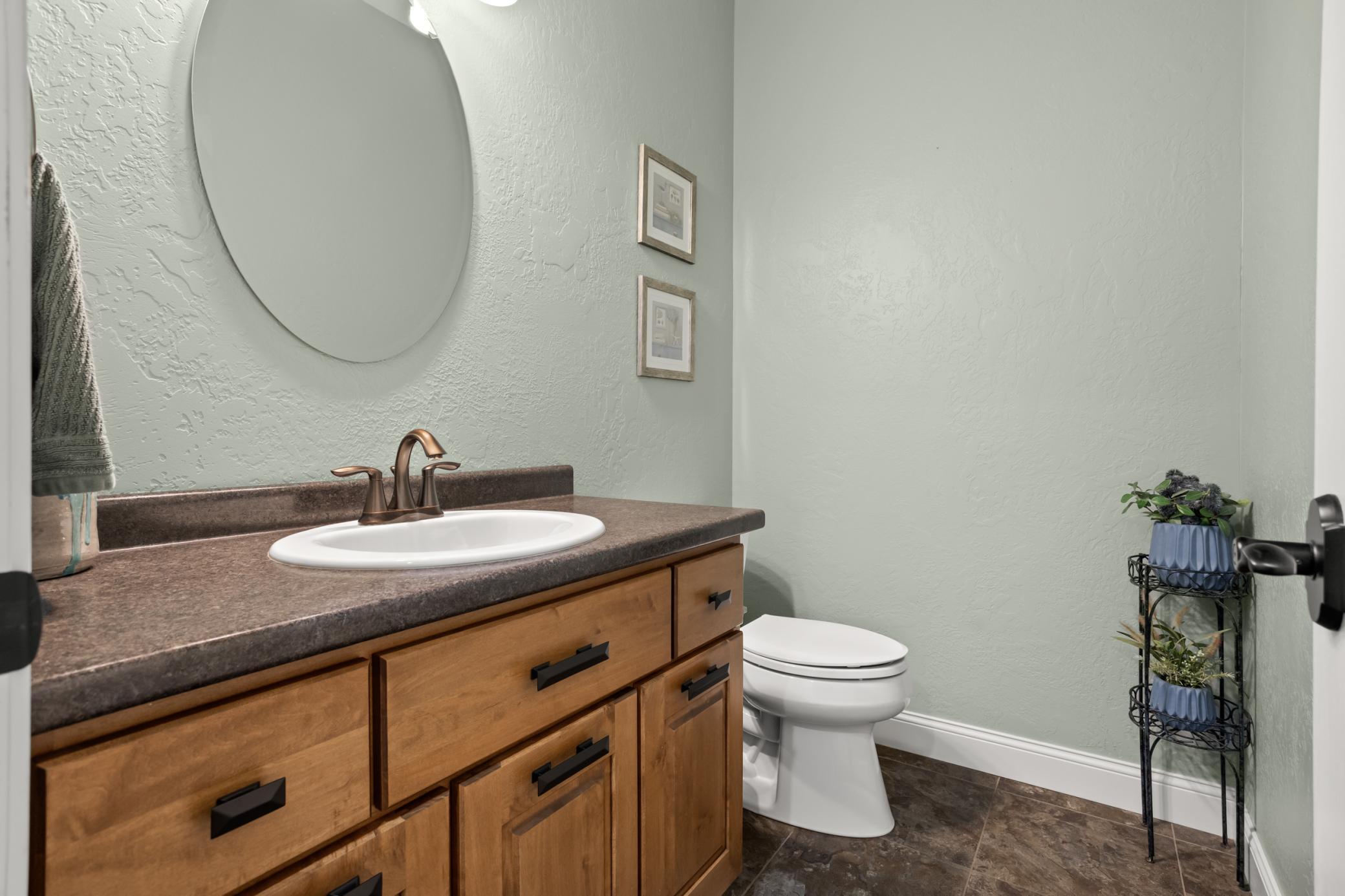 4357 Coventry Drive S, Fargo ND 58104 - Photo 28 of 67