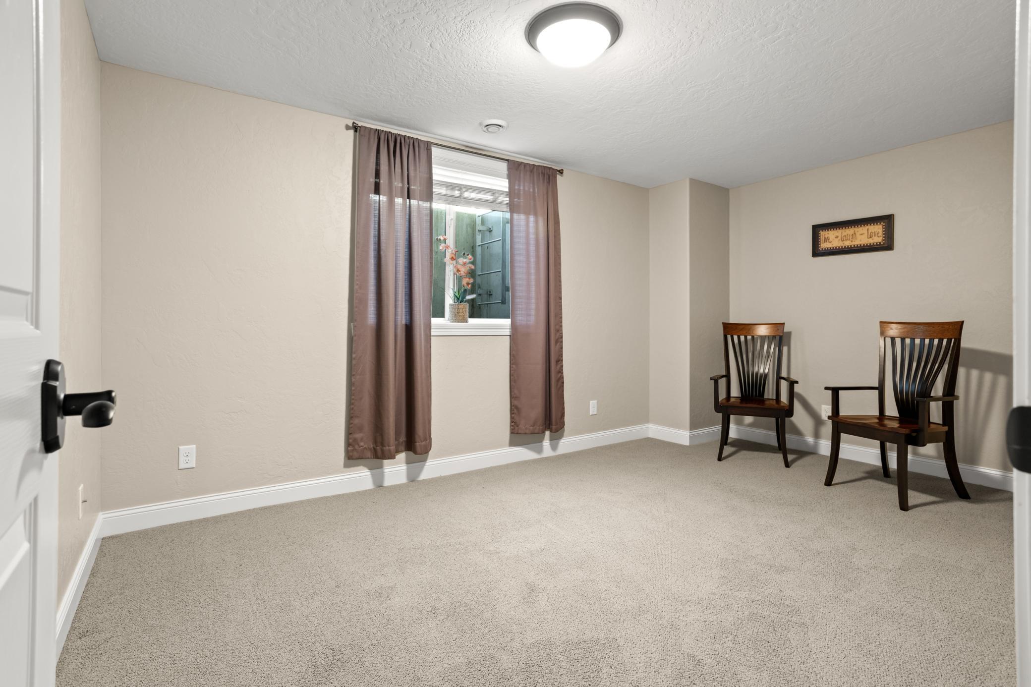 4357 Coventry Drive S, Fargo ND 58104 - Photo 37 of 67