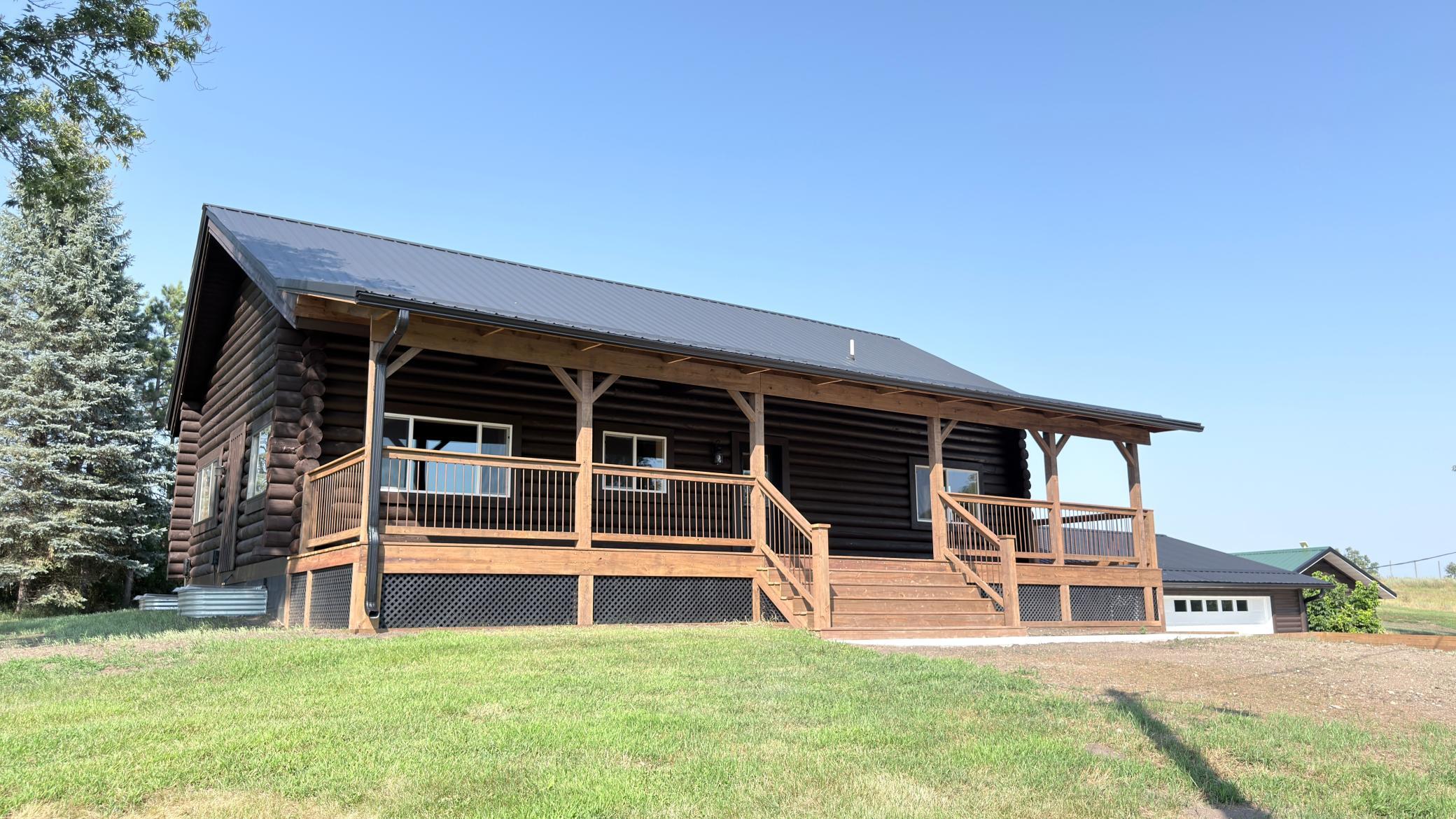 1979 single family home for sale at 35515 State Highway 87 in Frazee, MN — 4 bed, 4 bath (photo 5 of 14)