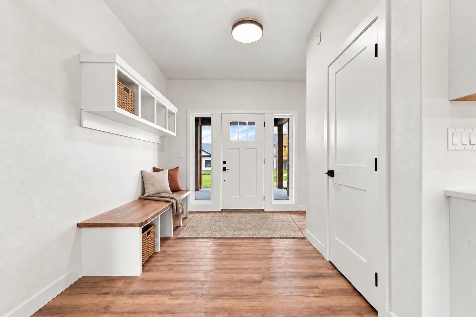 2026 single family home for sale at 20639 County Highway 21 in Detroit Lakes, MN — 3 bed, 3 bath (photo 3 of 49)