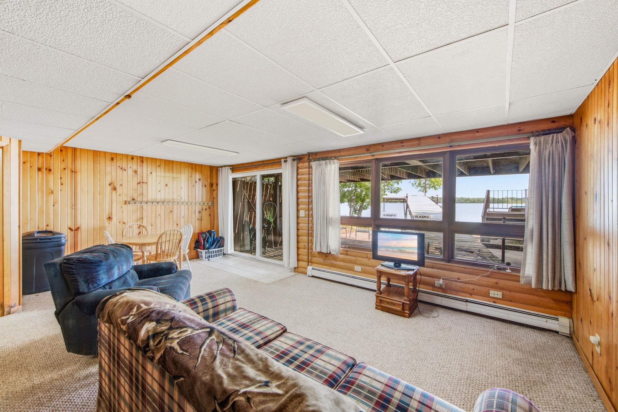 1954 single family home for sale at 32492 355th Avenue in Aitkin, MN — 4 bed, 2 bath (photo 18 of 47)