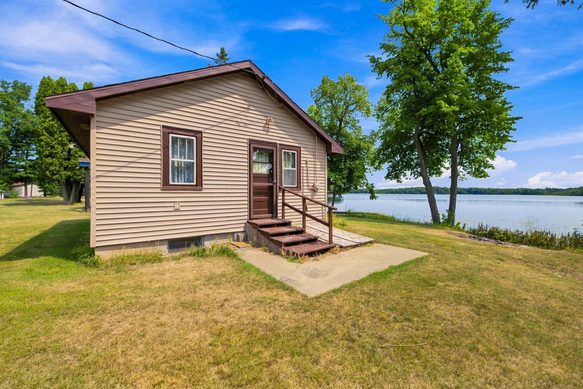 1954 single family home for sale at 32492 355th Avenue in Aitkin, MN — 4 bed, 2 bath (photo 23 of 47)