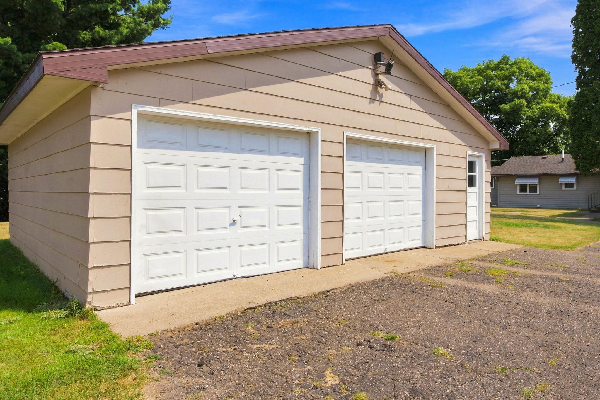 1954 single family home for sale at 32492 355th Avenue in Aitkin, MN — 4 bed, 2 bath (photo 30 of 47)