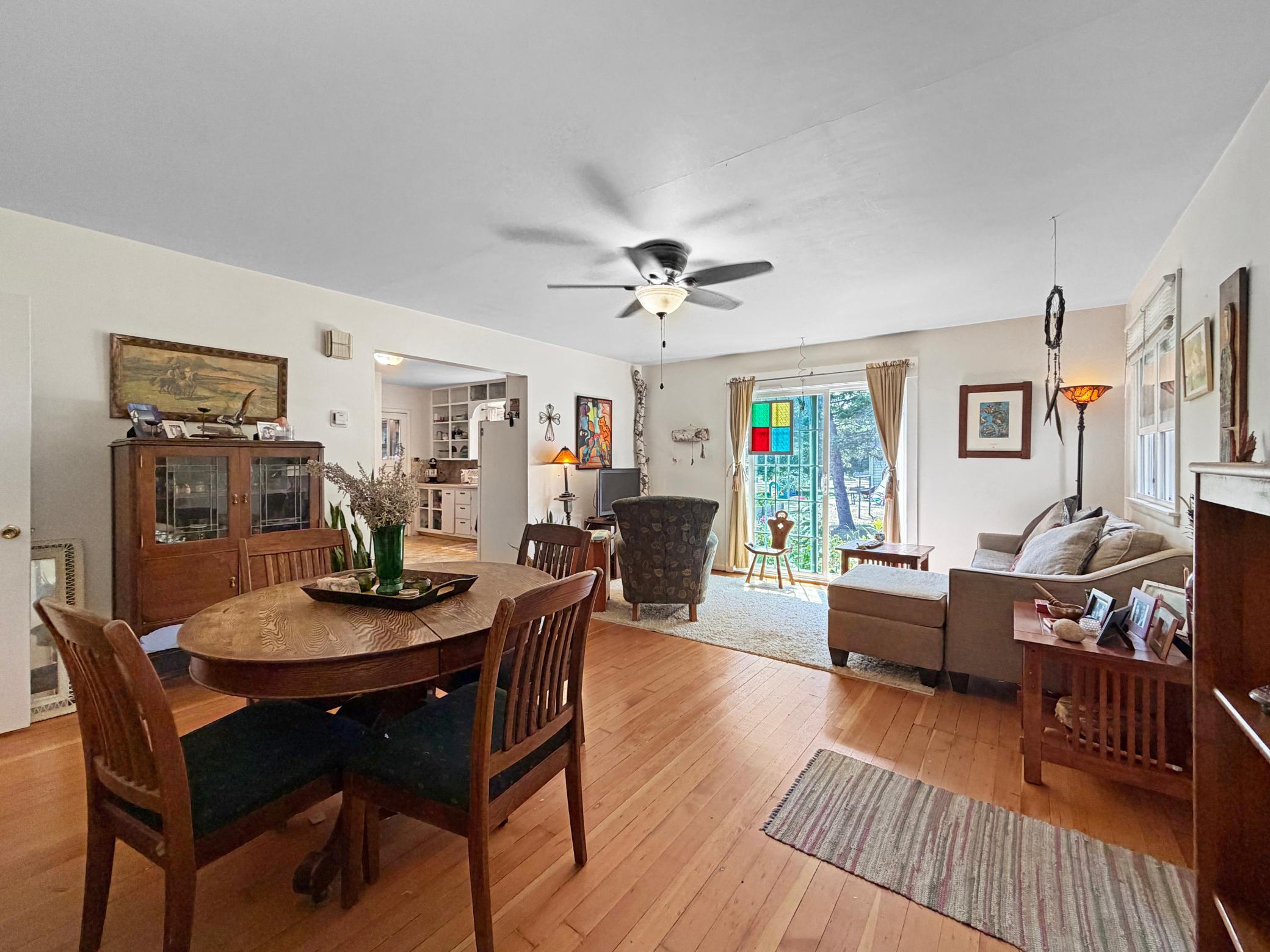 1915 single family home for sale at 318 Clearwater Avenue NW in Bagley, MN — 2 bed, 2 bath (photo 4 of 21)