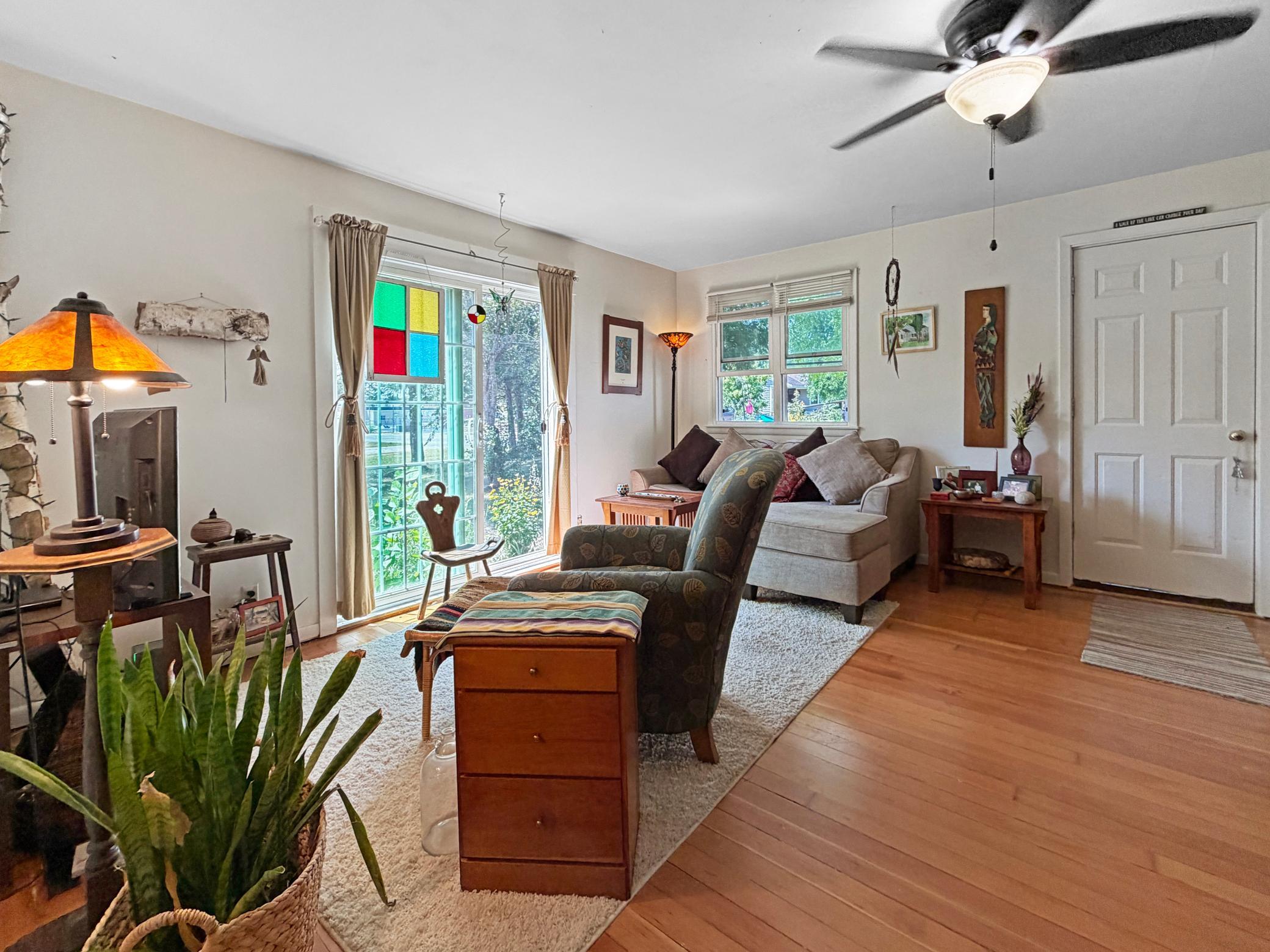 1915 single family home for sale at 318 Clearwater Avenue NW in Bagley, MN — 2 bed, 2 bath (photo 5 of 21)