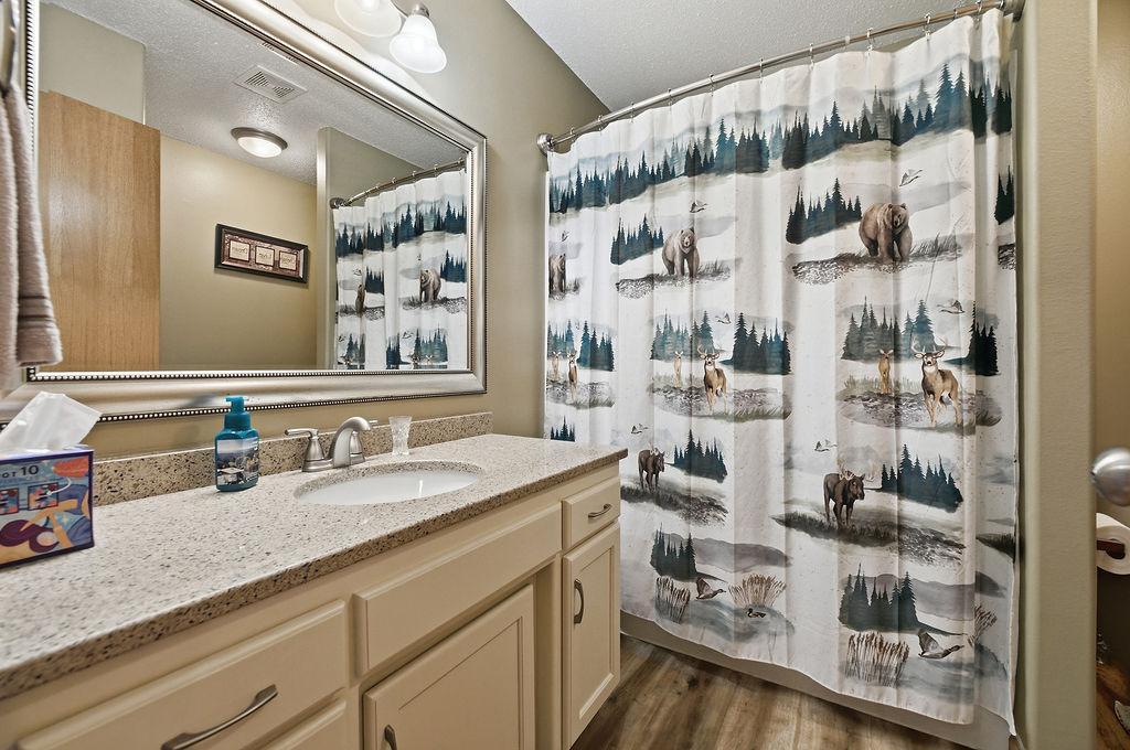 1502 Baywood Drive, West Fargo ND 58078 - Photo 14 of 42