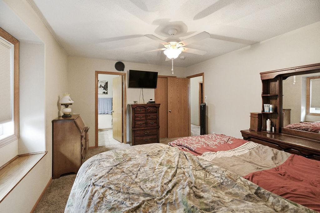 1502 Baywood Drive, West Fargo ND 58078 - Photo 19 of 42