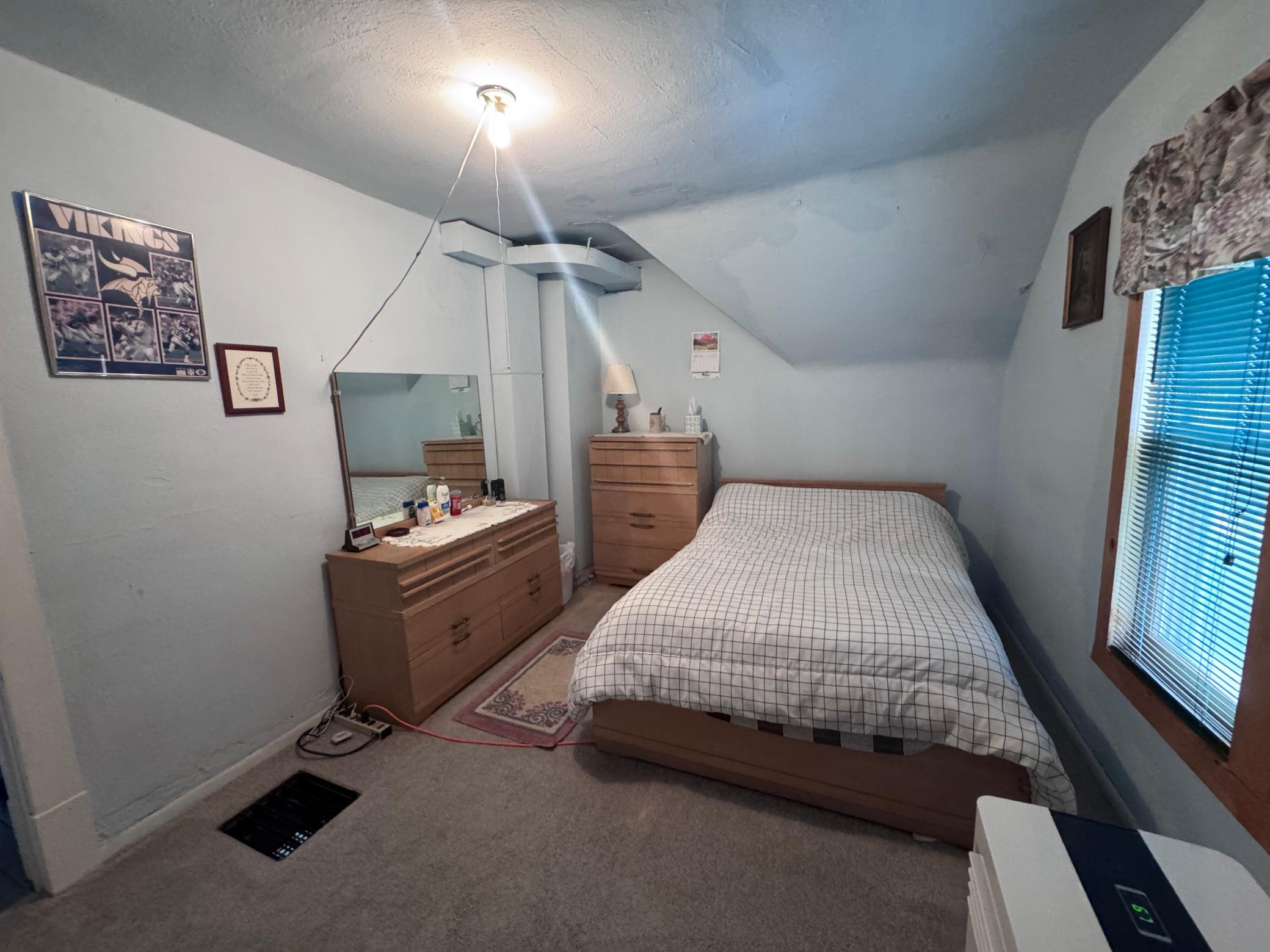 1920 single family home for sale at 185 Red Lake Avenue E in Plummer, MN — 4 bed, 1 bath (photo 12 of 30)