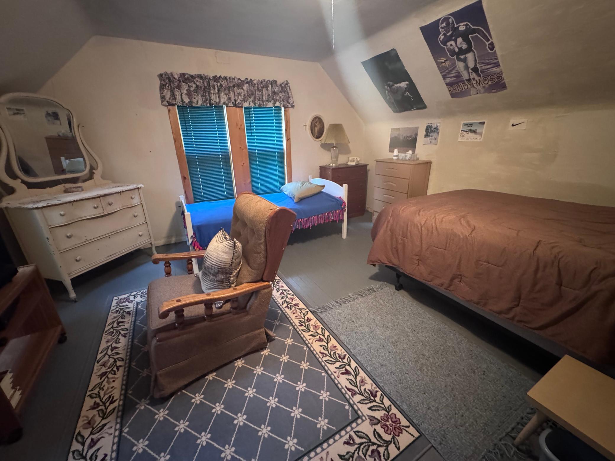 1920 single family home for sale at 185 Red Lake Avenue E in Plummer, MN — 4 bed, 1 bath (photo 17 of 30)