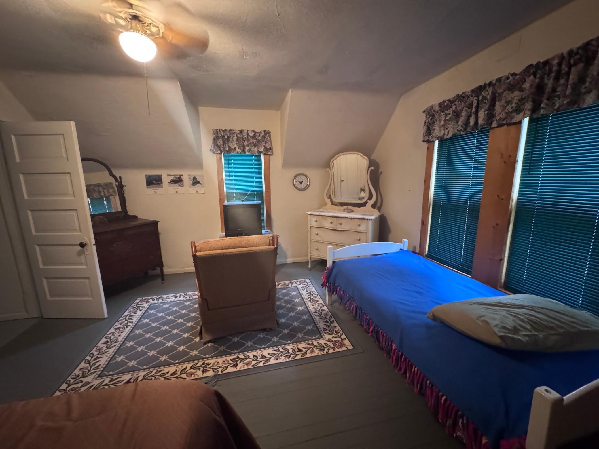 1920 single family home for sale at 185 Red Lake Avenue E in Plummer, MN — 4 bed, 1 bath (photo 18 of 30)