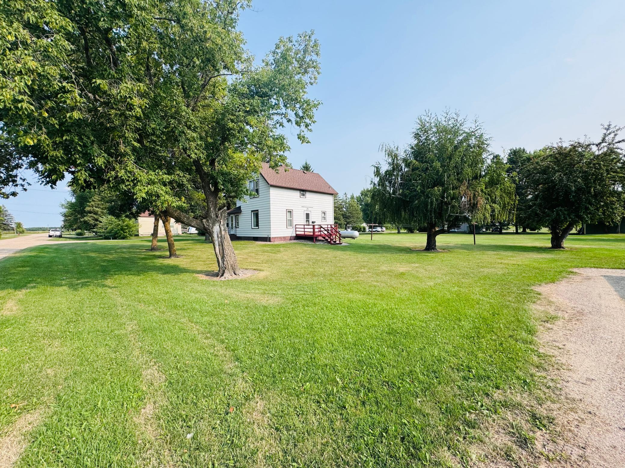 1920 single family home for sale at 185 Red Lake Avenue E in Plummer, MN — 4 bed, 1 bath (photo 29 of 30)
