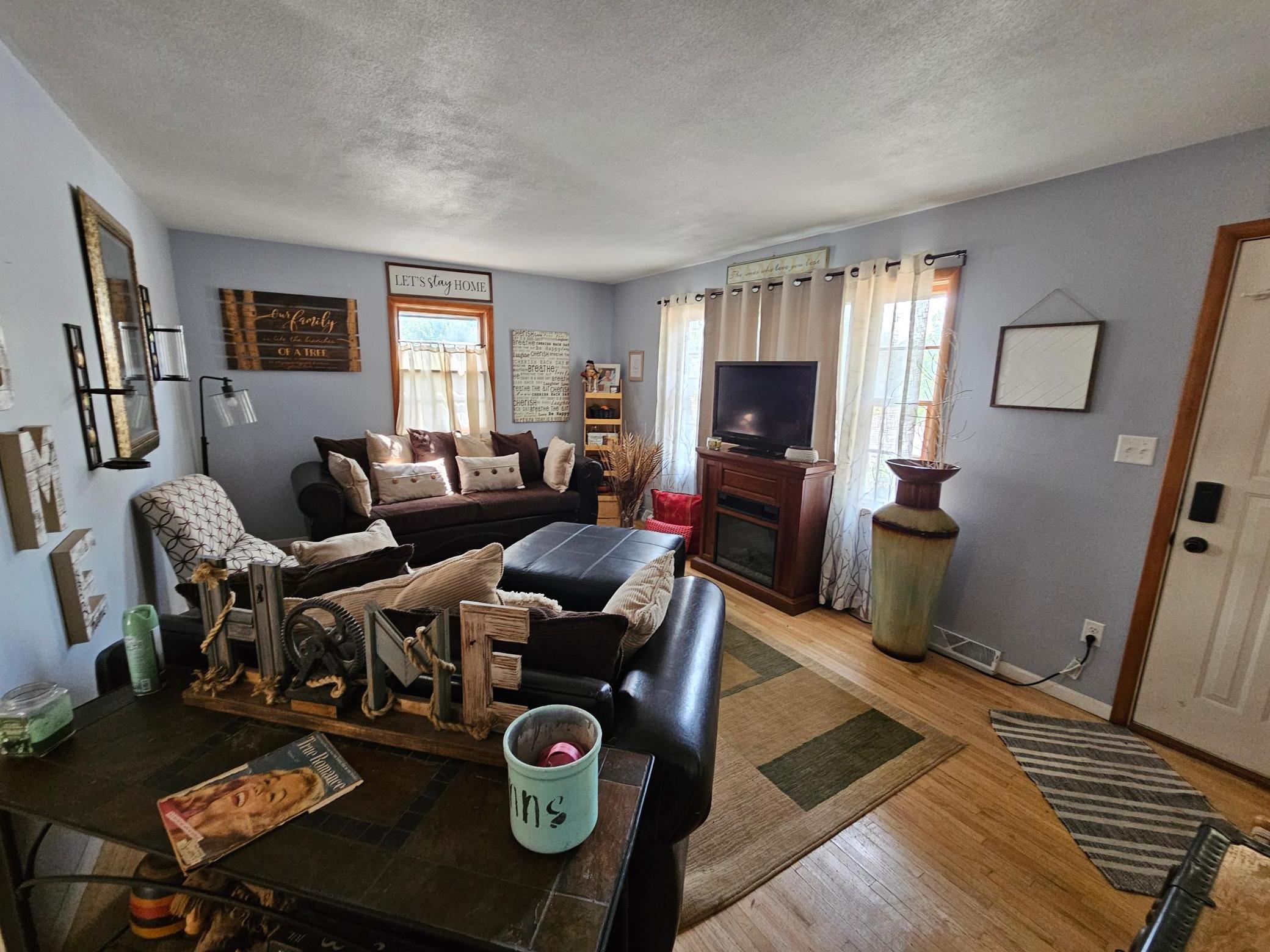 1322 19th Street S, Moorhead MN 56560 - Photo 5 of 10