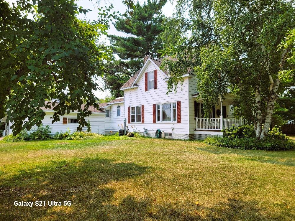 1910 single family home for sale at 101 Leslie Avenue W in Clarissa, MN — 3 bed, 3 bath (photo 3 of 34)