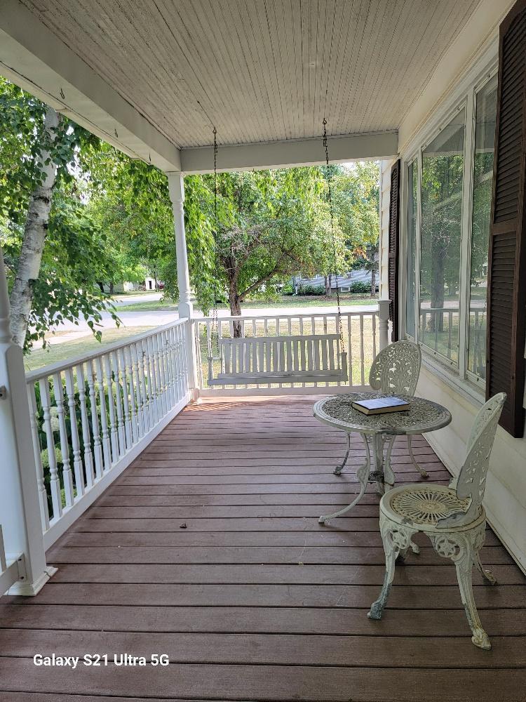 1910 single family home for sale at 101 Leslie Avenue W in Clarissa, MN — 3 bed, 3 bath (photo 5 of 34)