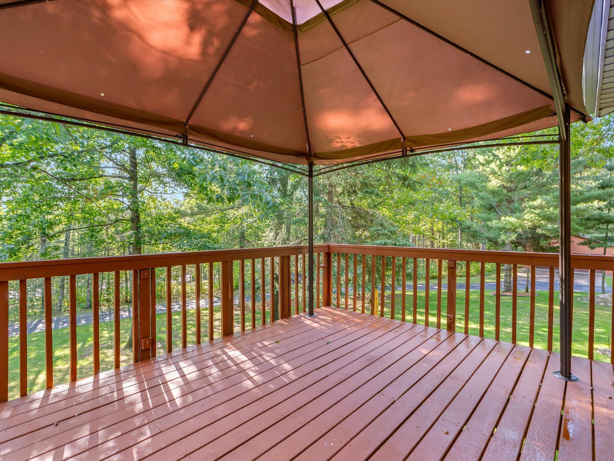1989 single family home for sale at 53375 Lake Avenue in McGregor, MN — 3 bed, 3 bath (photo 14 of 50)
