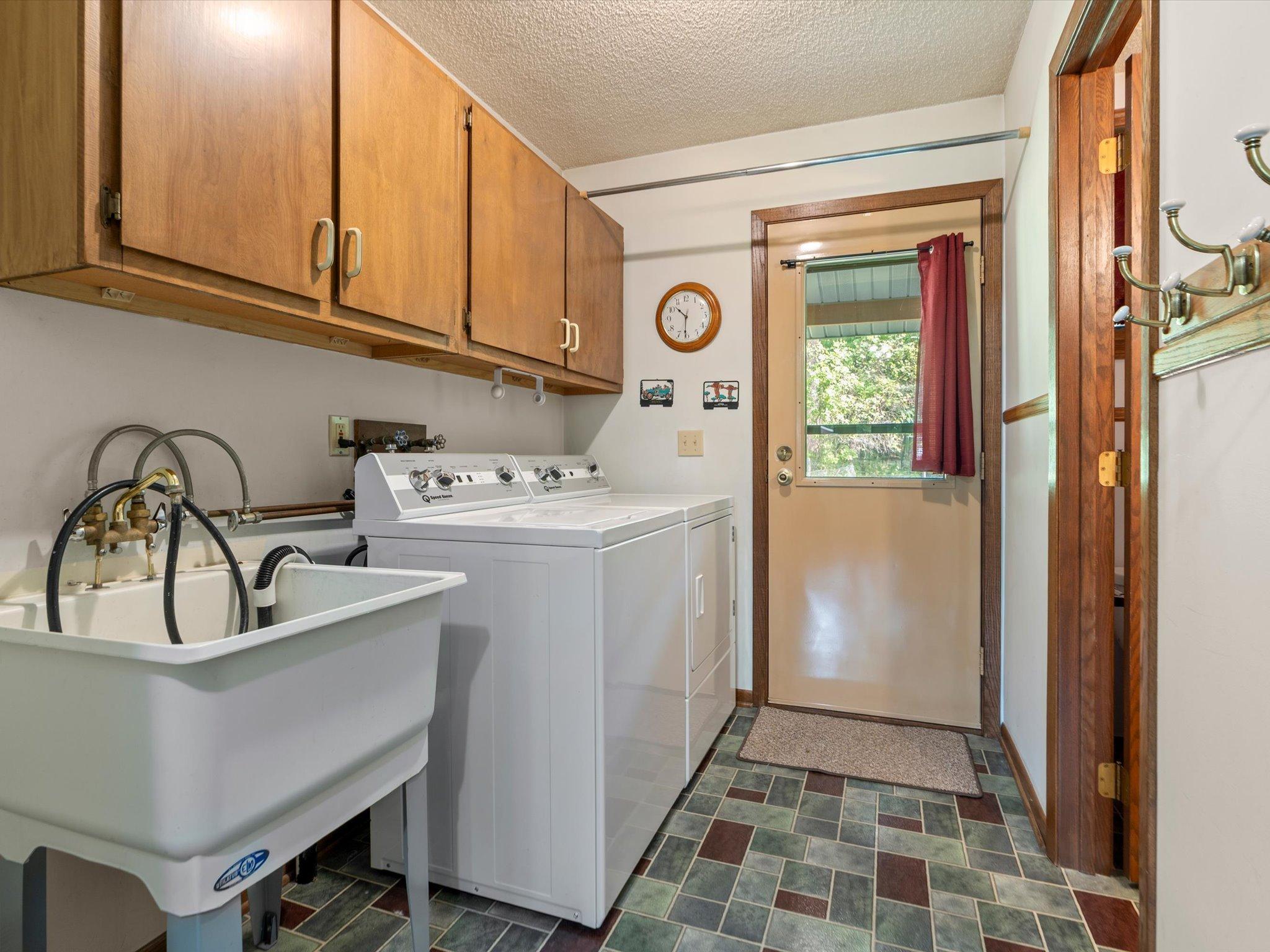 1989 single family home for sale at 53375 Lake Avenue in McGregor, MN — 3 bed, 3 bath (photo 28 of 50)