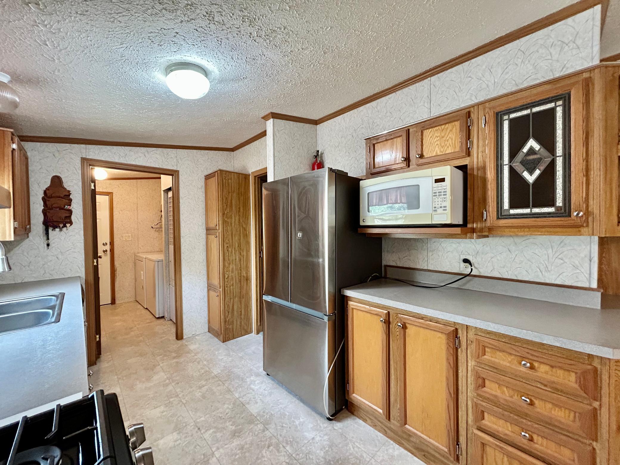 2003 single family home for sale at 904 Ordway Street in Tower City, ND — 4 bed, 2 bath (photo 18 of 51)
