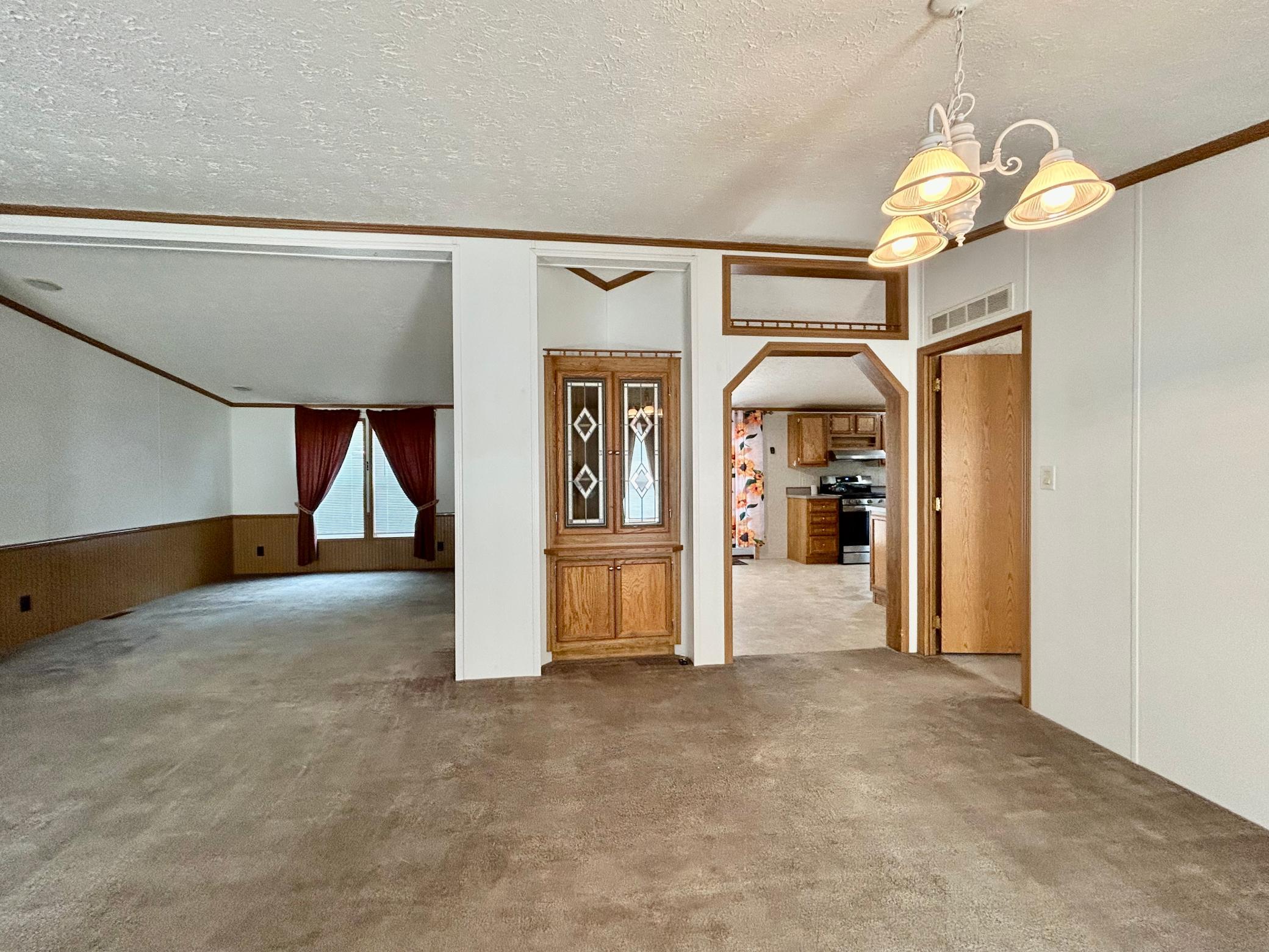 2003 single family home for sale at 904 Ordway Street in Tower City, ND — 4 bed, 2 bath (photo 23 of 51)