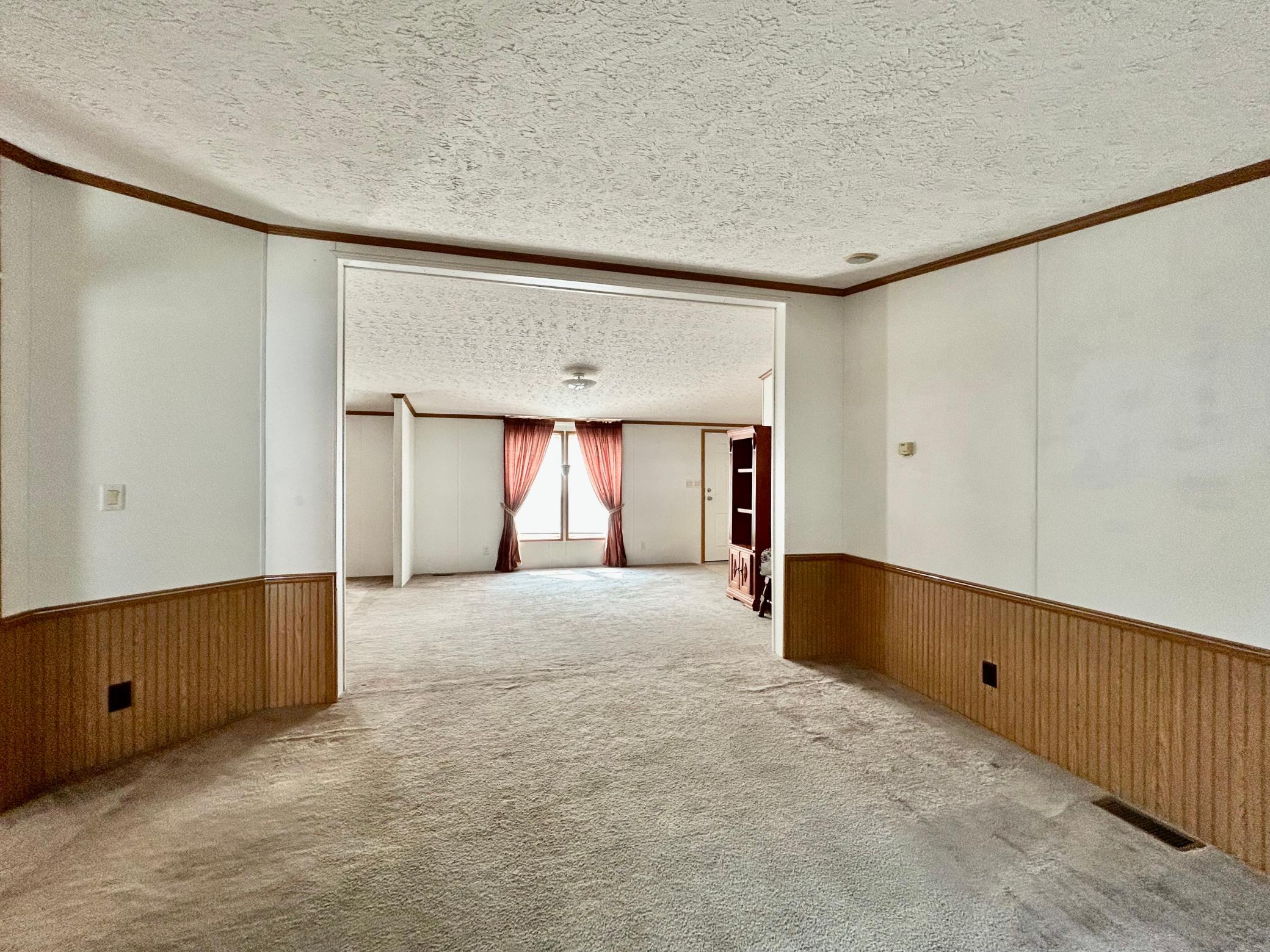 2003 single family home for sale at 904 Ordway Street in Tower City, ND — 4 bed, 2 bath (photo 27 of 51)