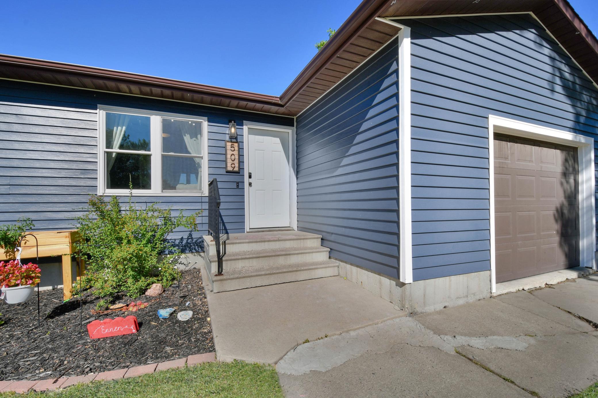 509 4th Street E, Horace ND 58047 - Photo 2 of 54
