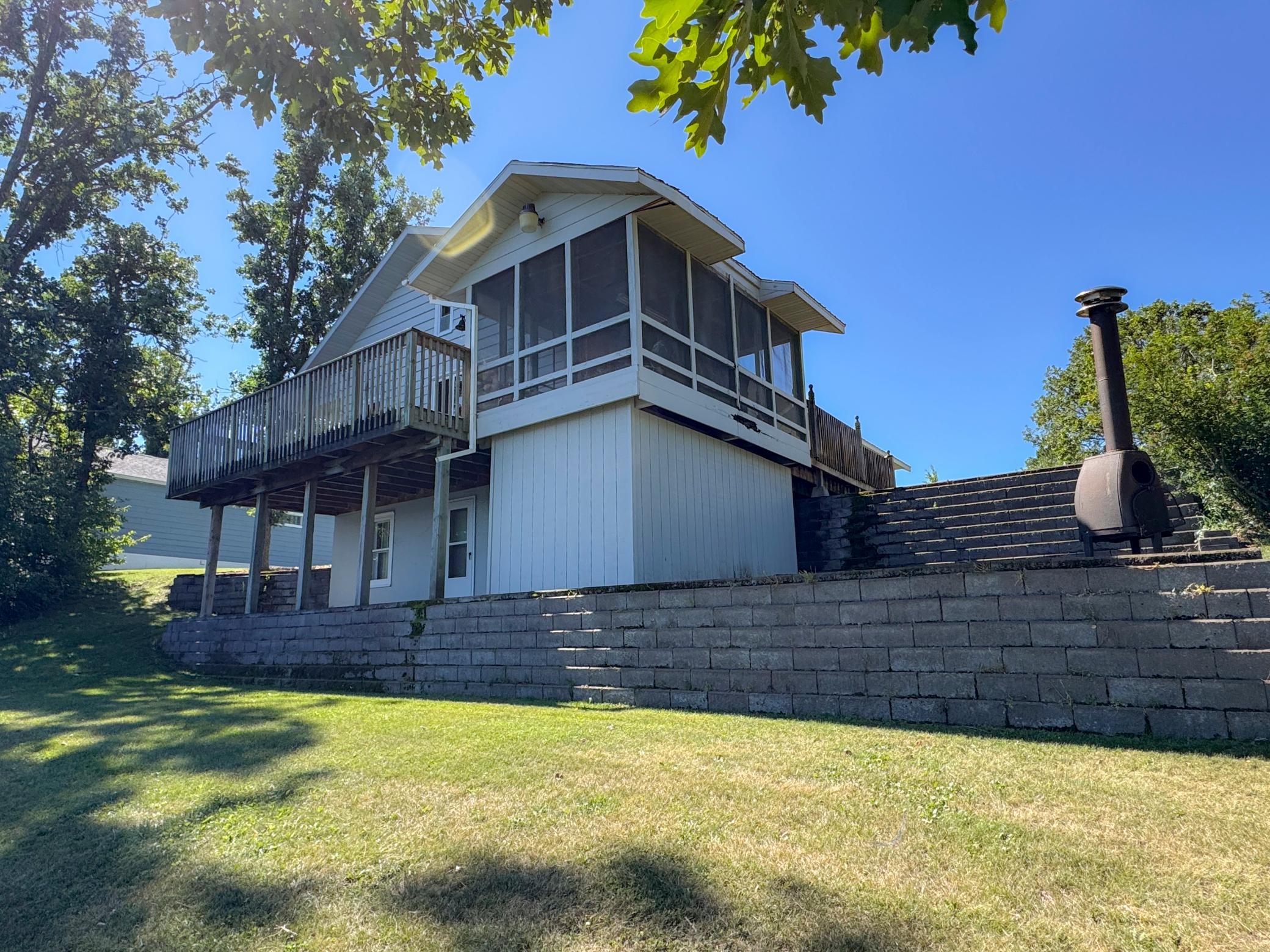 1941 single family home for sale at 1907 S Lake Irving Drive SW in Bemidji, MN — 2 bed, 2 bath (photo 11 of 37)