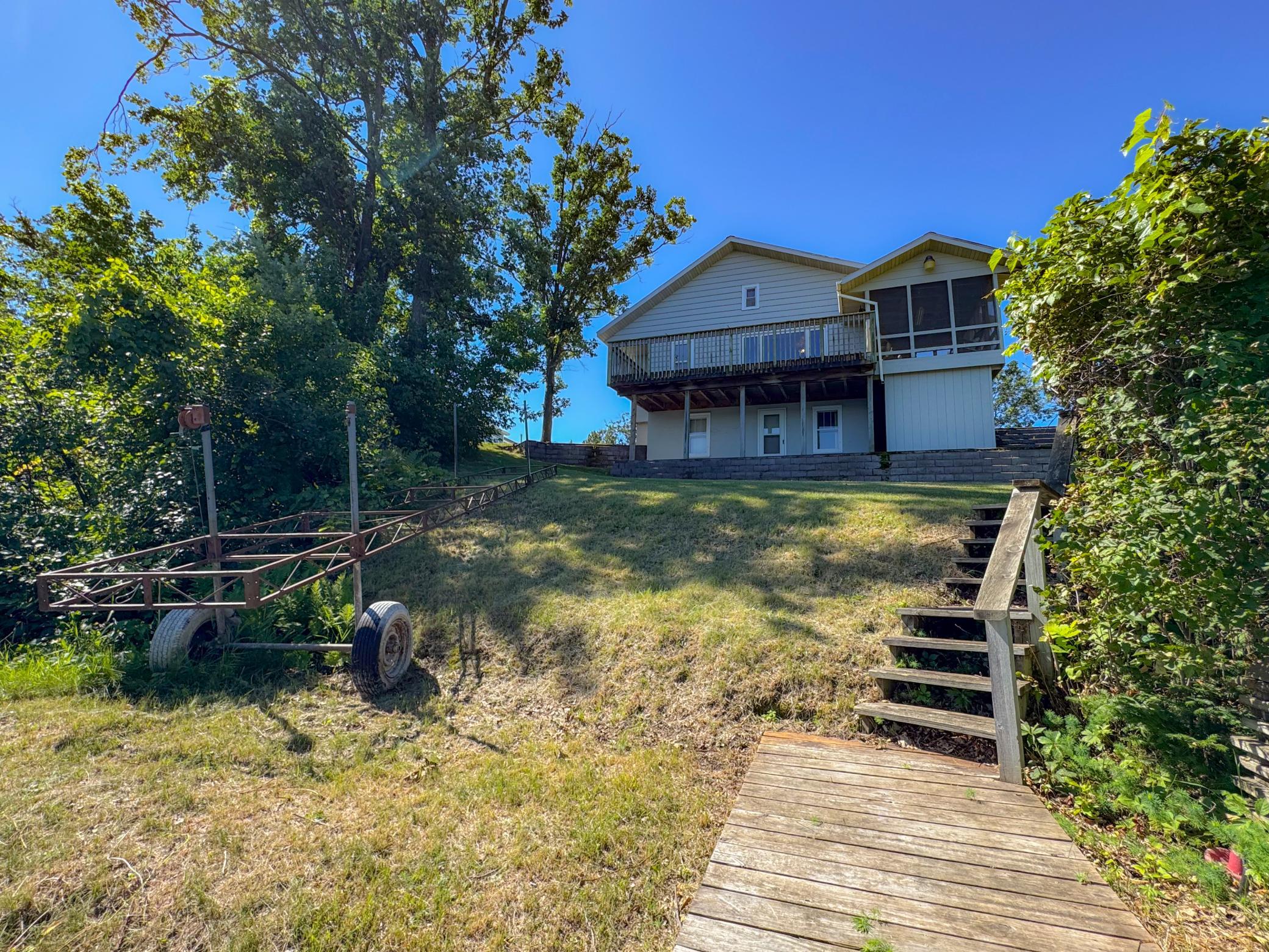 1941 single family home for sale at 1907 S Lake Irving Drive SW in Bemidji, MN — 2 bed, 2 bath (photo 10 of 37)