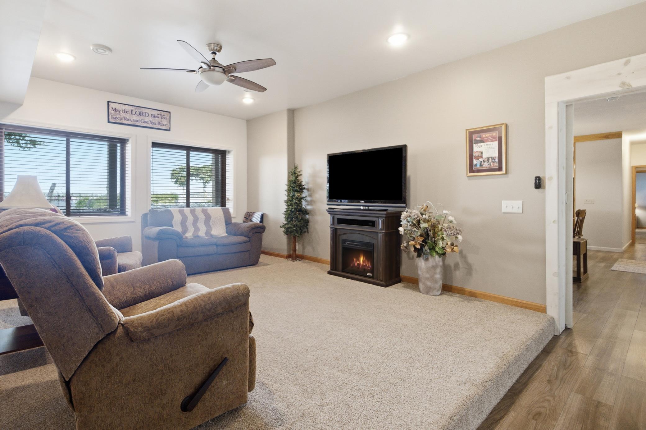 2004 single family home for sale at 15092 Ninebark Drive in Baxter, MN — 5 bed, 6 bath (photo 63 of 84)
