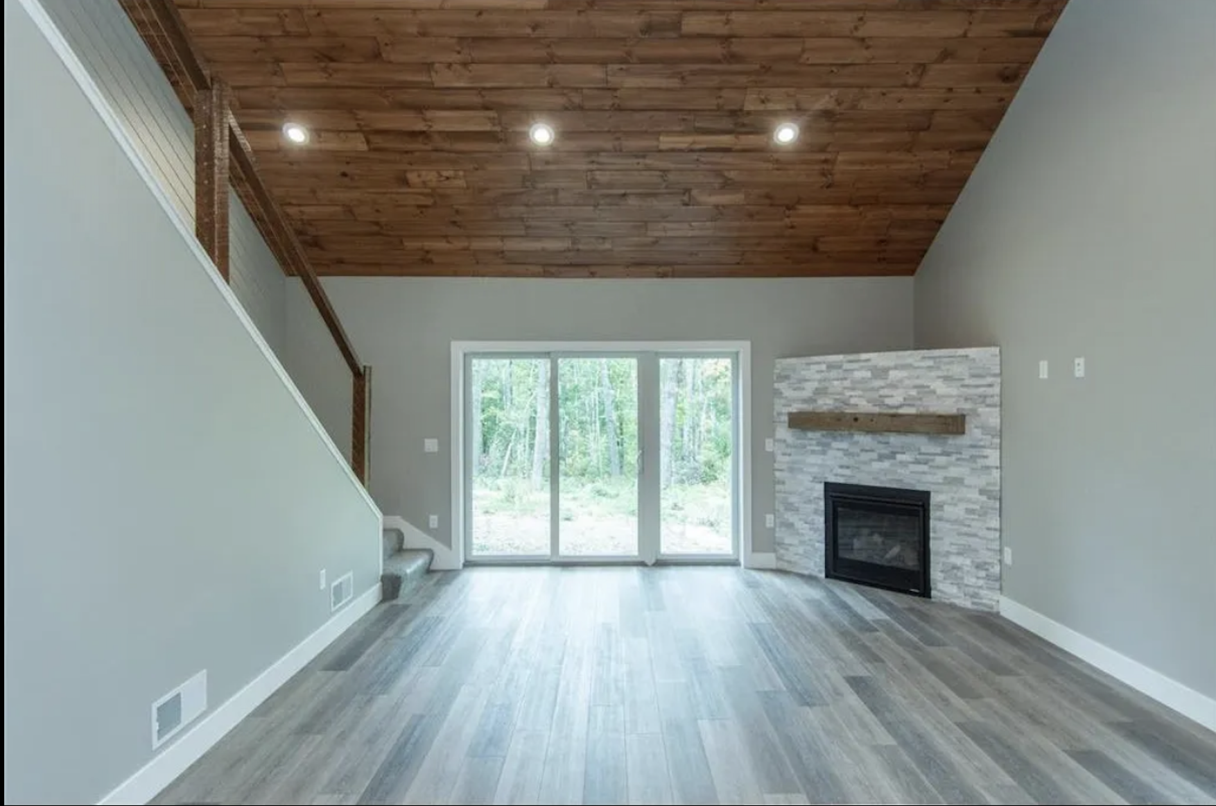 2027 single family home for sale at TBD Sunny Lane in Breezy Point, MN — 3 bed, 3 bath (photo 5 of 16)
